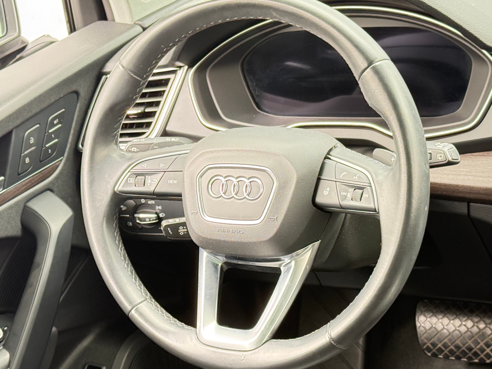 Thumbnail: 2021 Audi Q5 - 4