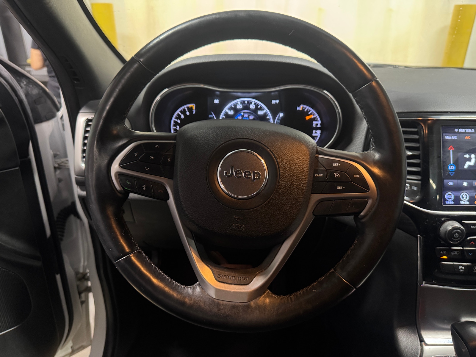 Thumbnail: 2019 Jeep Grand Cherokee - 5