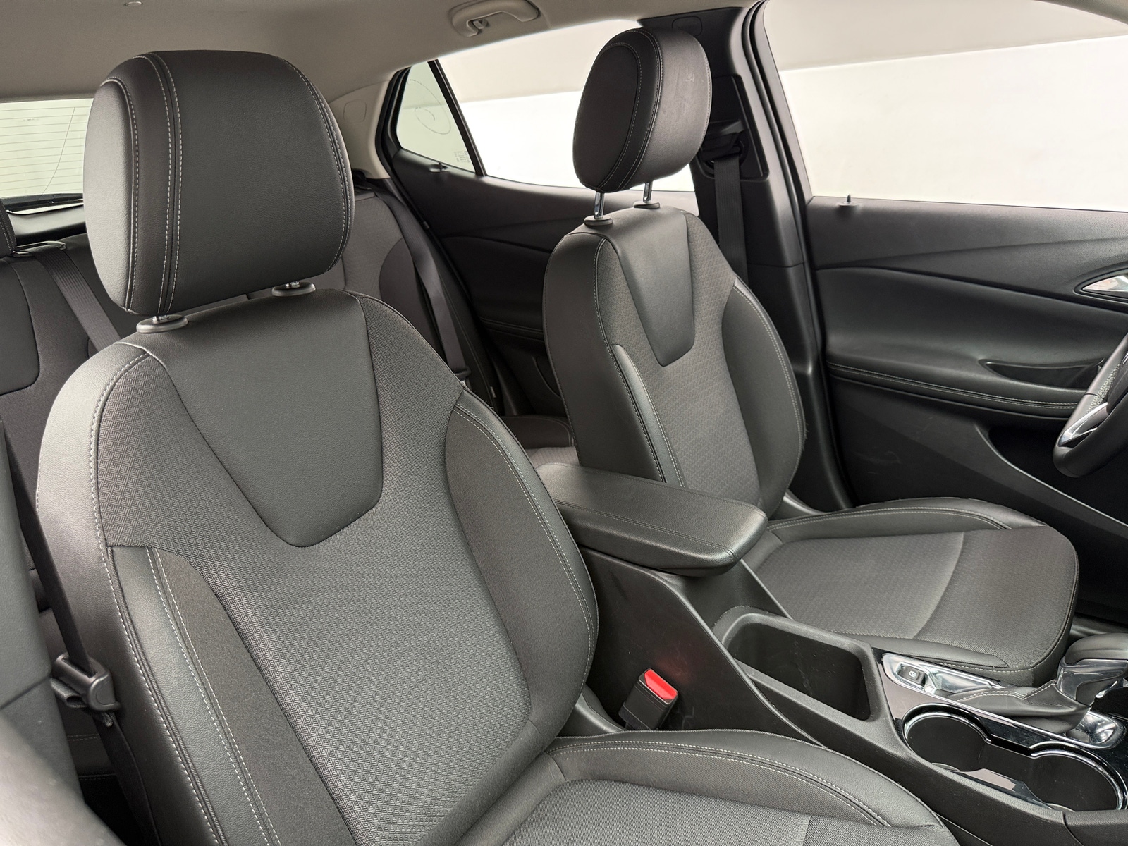 Thumbnail: 2025 Buick Encore GX - 2