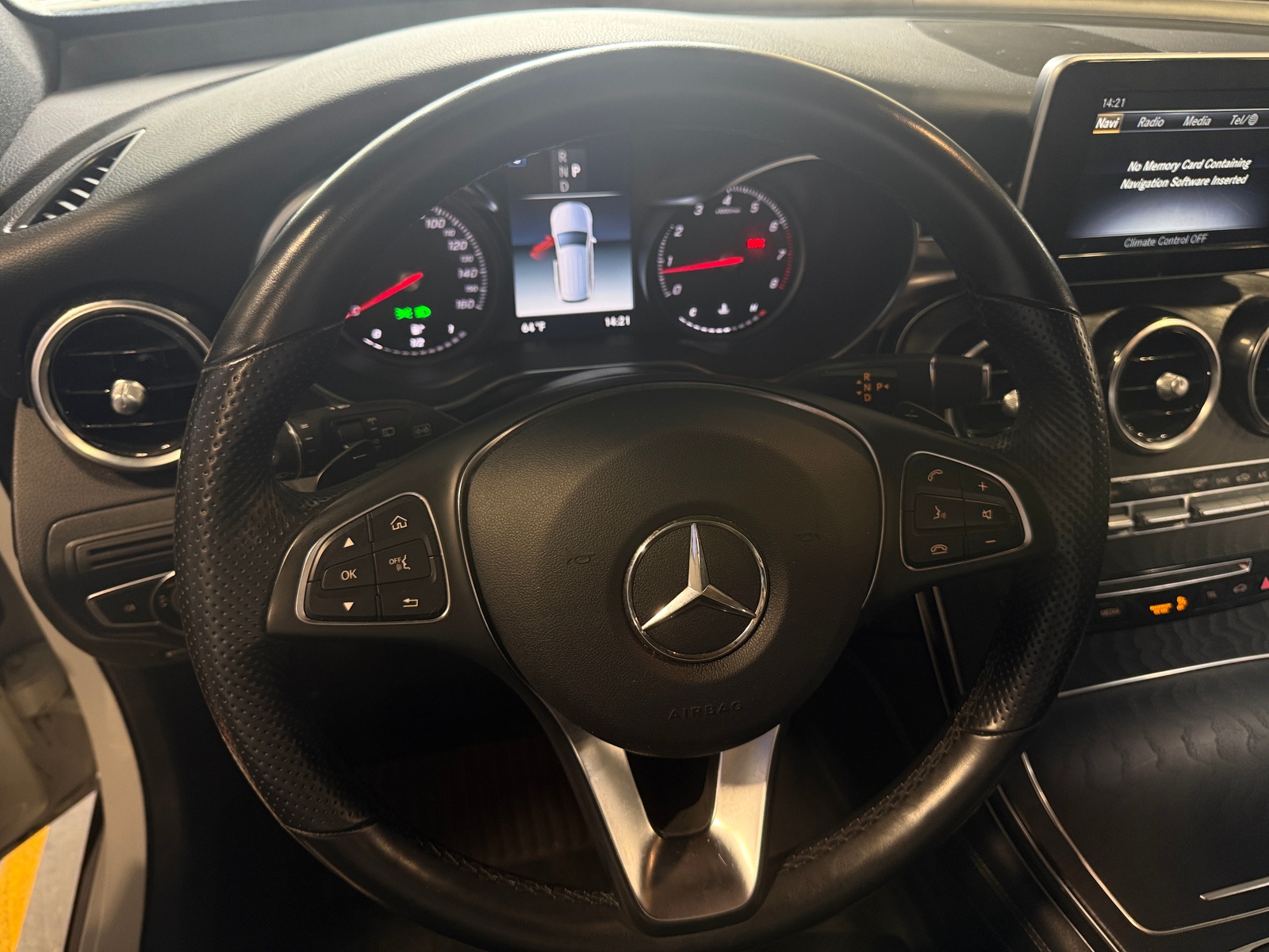 Thumbnail: 2019 Mercedes-Benz GLC - 4