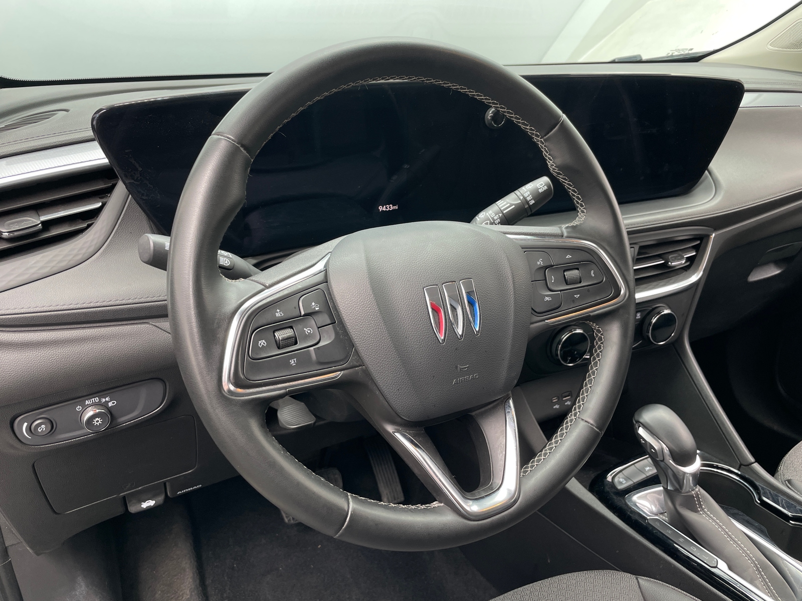 Thumbnail: 2024 Buick Encore GX - 4