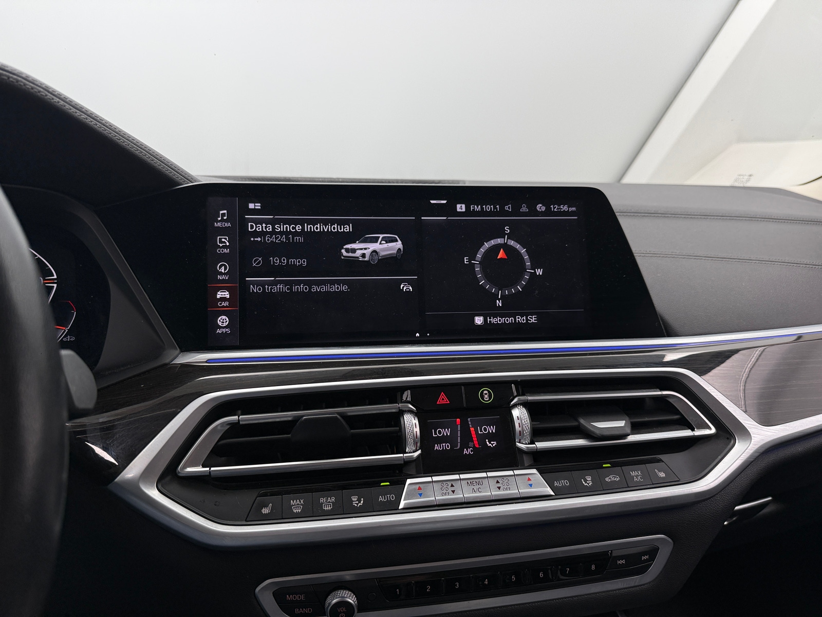 Thumbnail: 2021 BMW X7 - 3