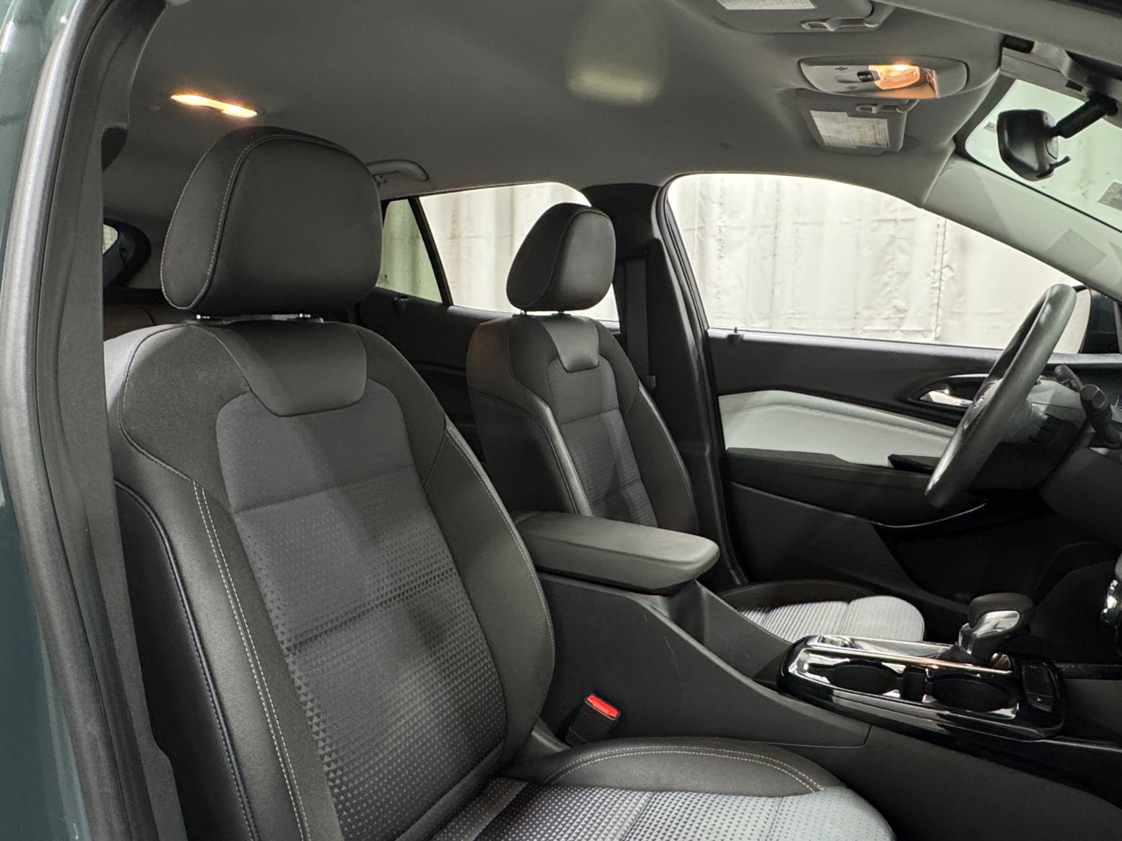Thumbnail: 2025 Chevrolet Trax - 2