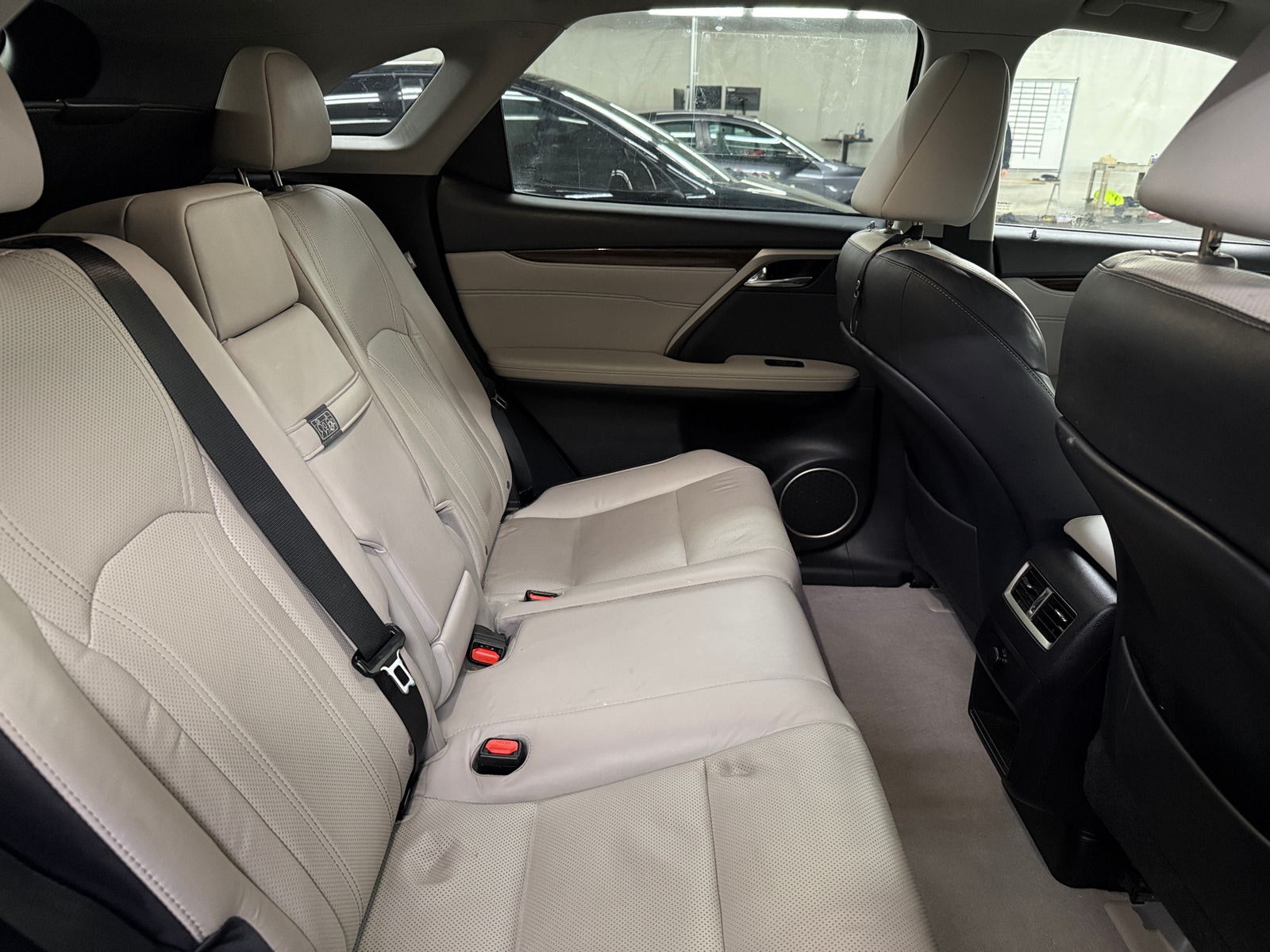 Thumbnail: 2019 Lexus RX - 6