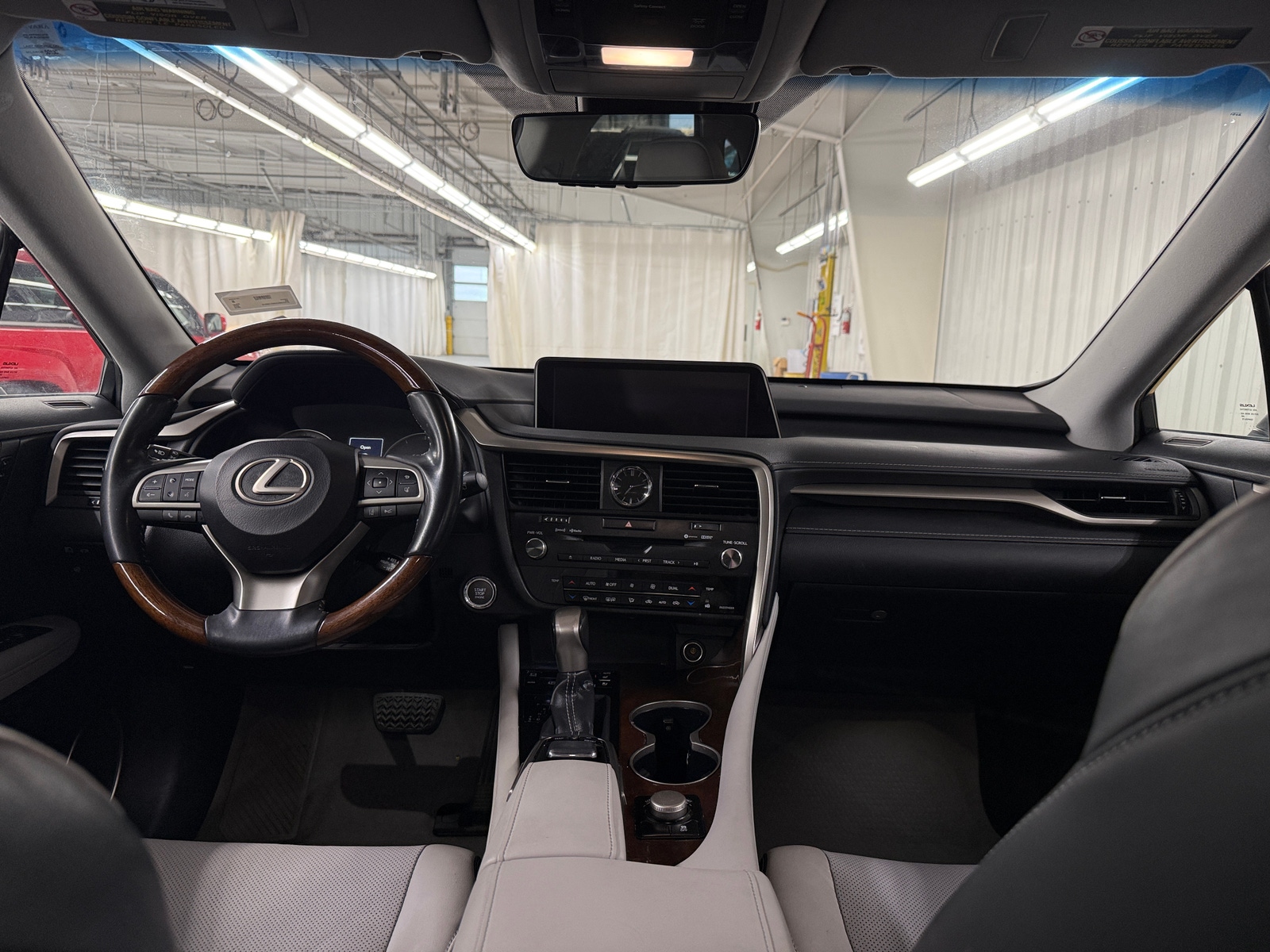 Thumbnail: 2019 Lexus RX - 3