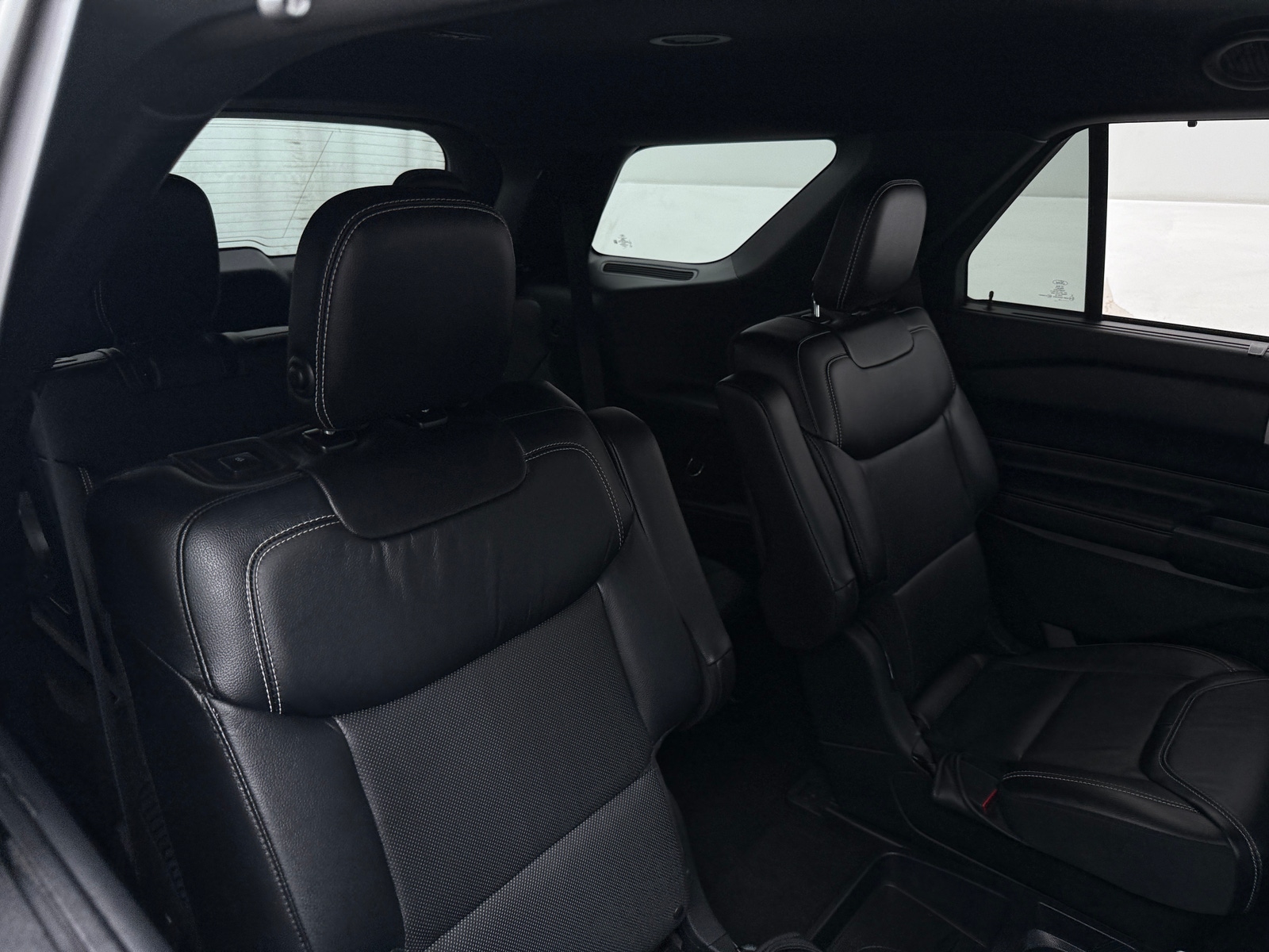 Thumbnail: 2020 Ford Explorer - 5