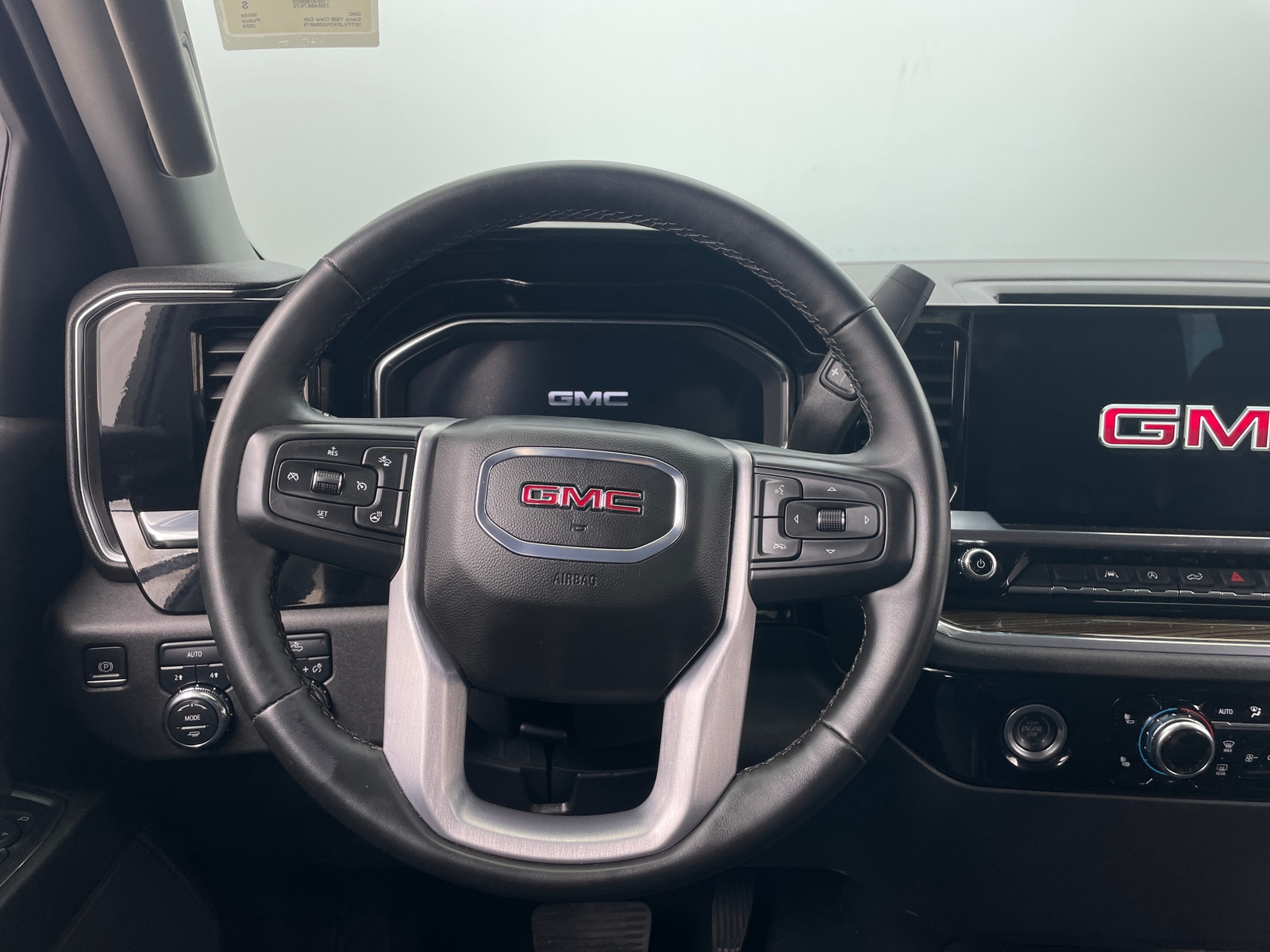 Thumbnail: 2024 GMC Sierra 1500 - 5