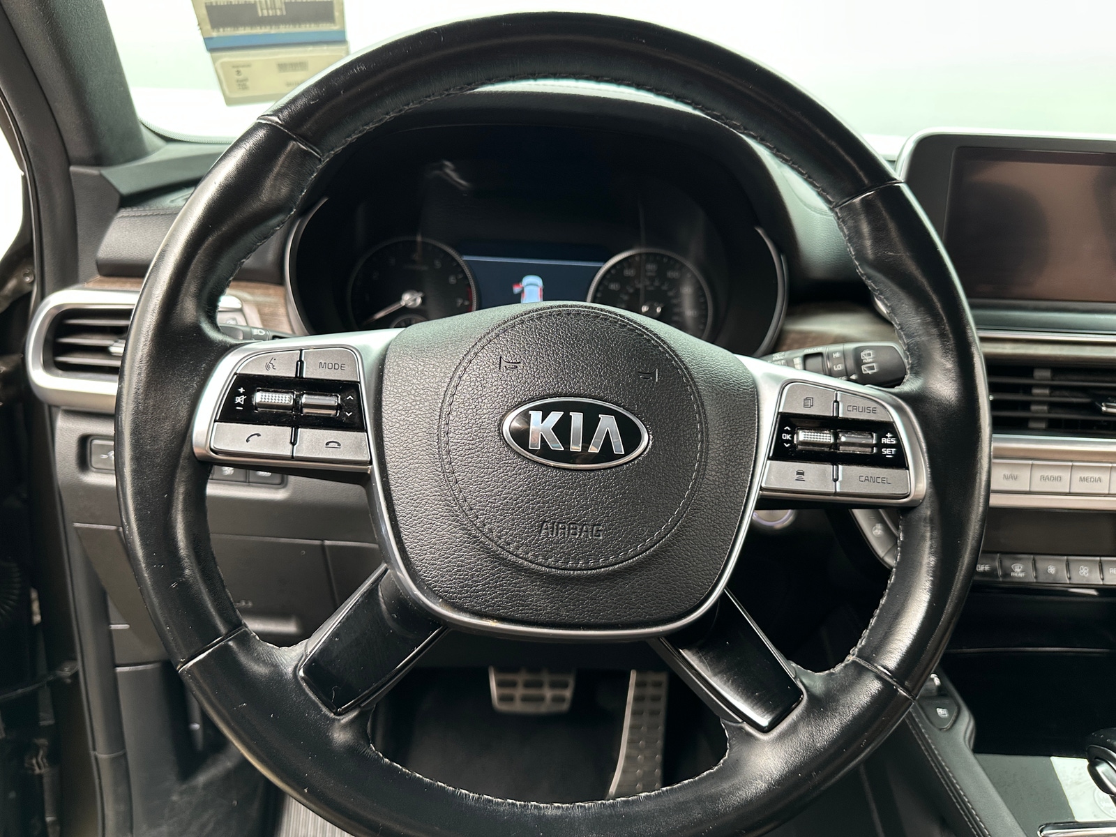Thumbnail: 2021 Kia Telluride - 4