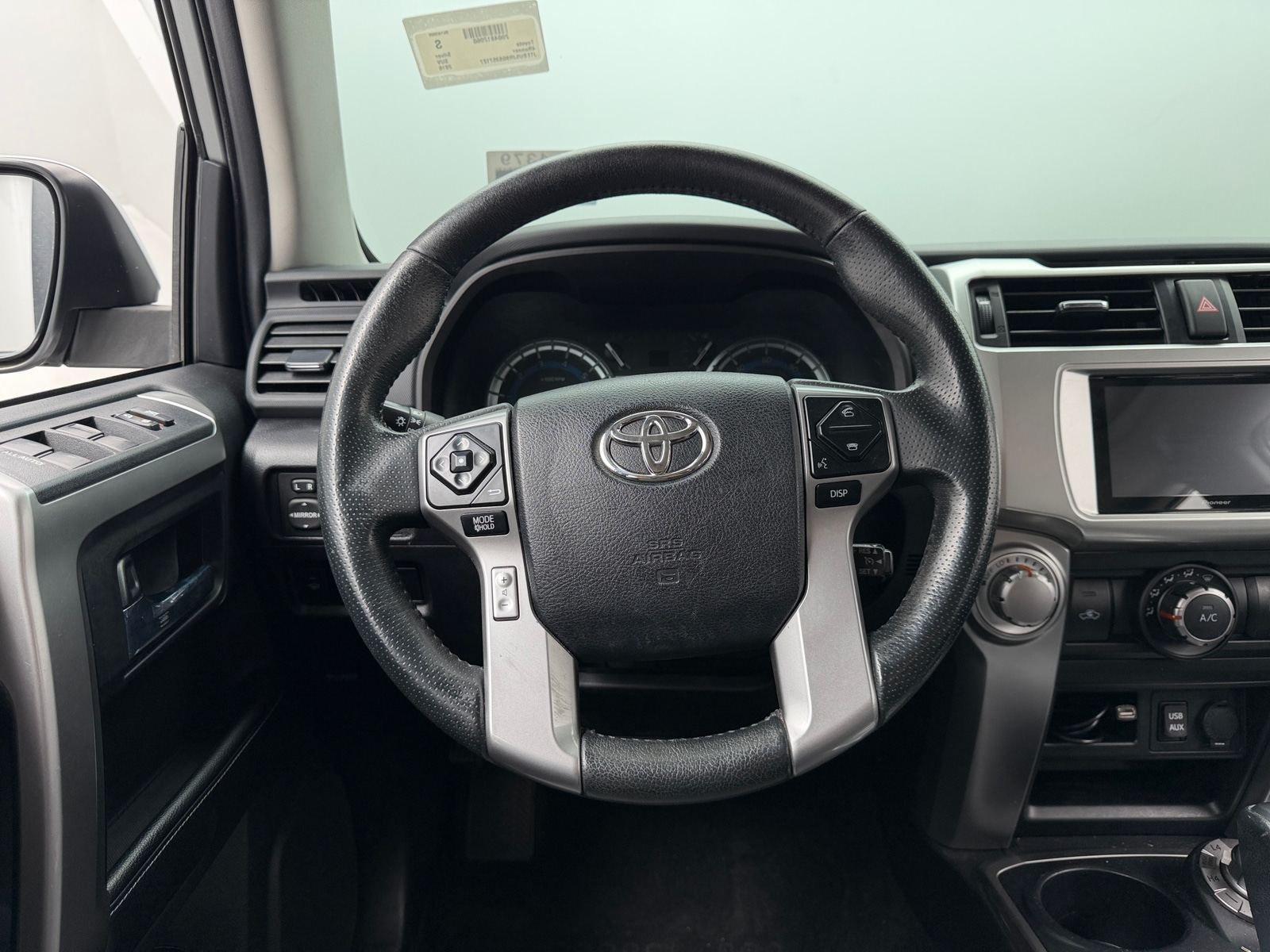 Thumbnail: 2016 Toyota 4Runner - 5