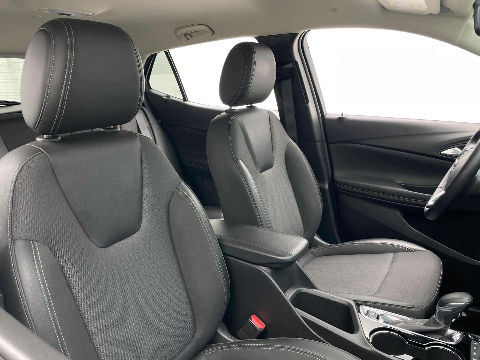 Thumbnail: 2025 Buick Encore GX - 2