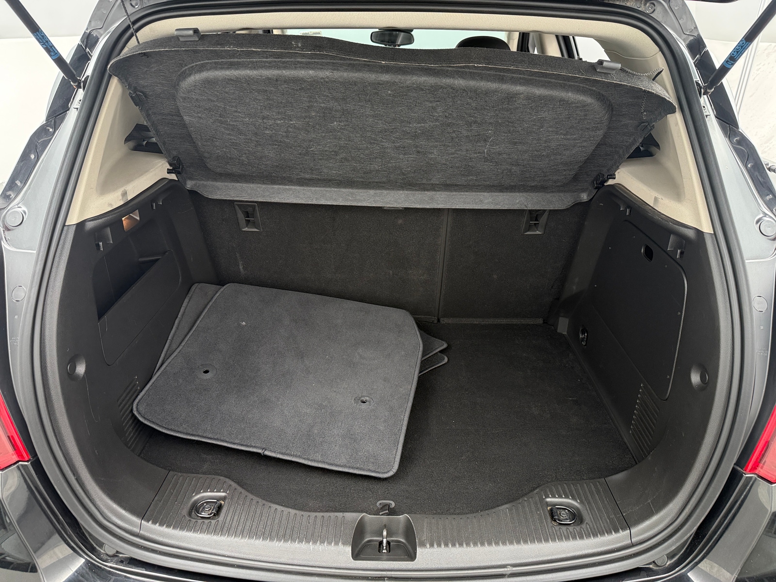 Thumbnail: 2019 Buick Encore - 6