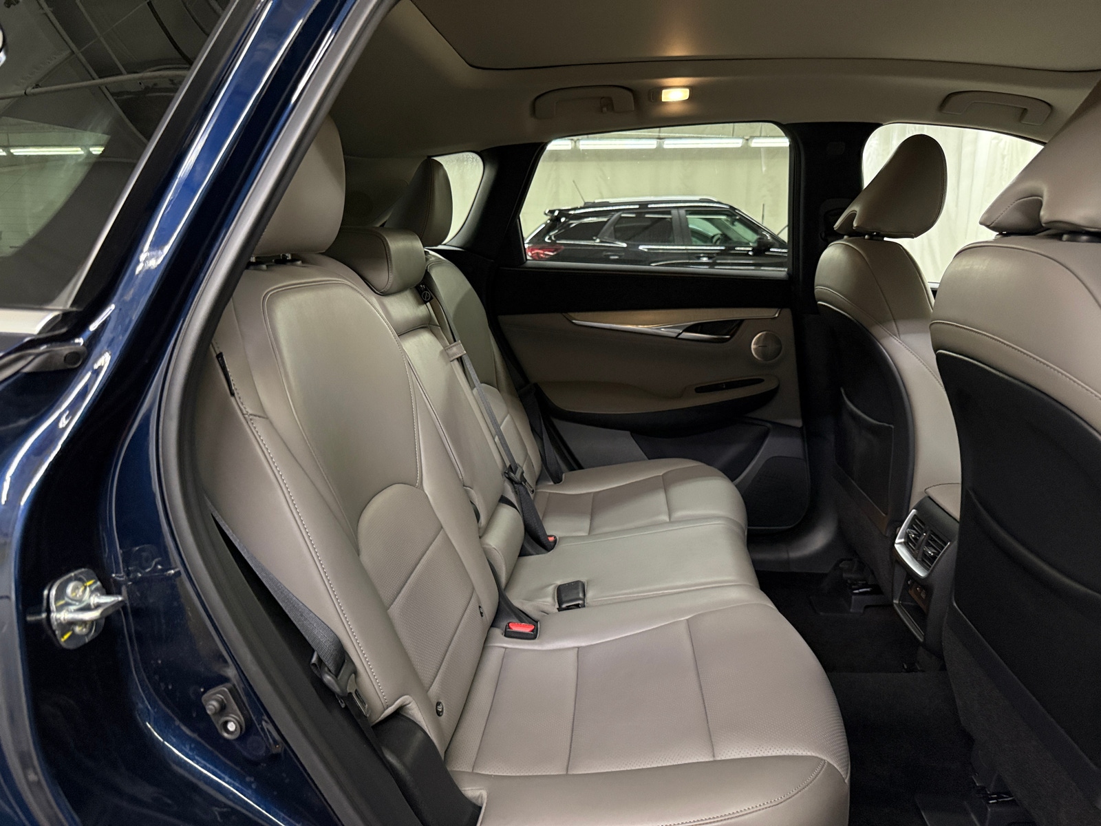 Thumbnail: 2023 INFINITI QX50 - 5