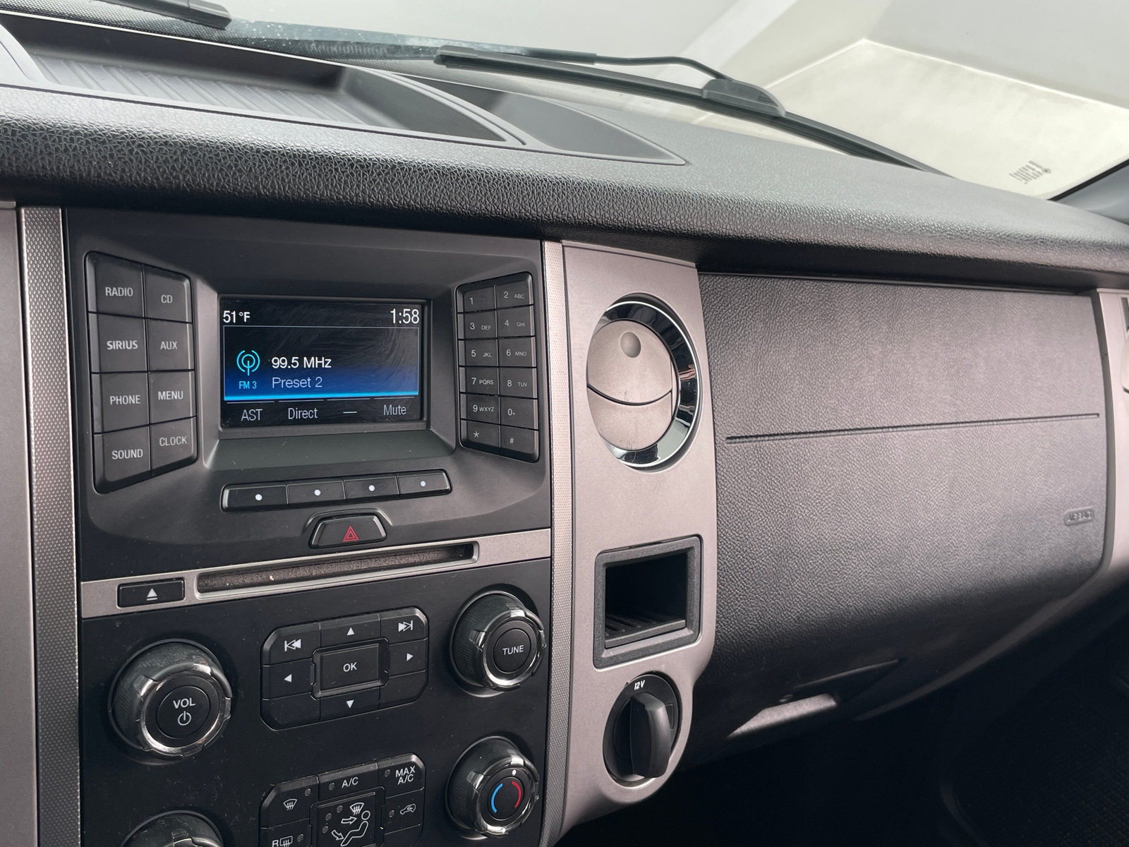 Thumbnail: 2017 Ford Expedition - 4