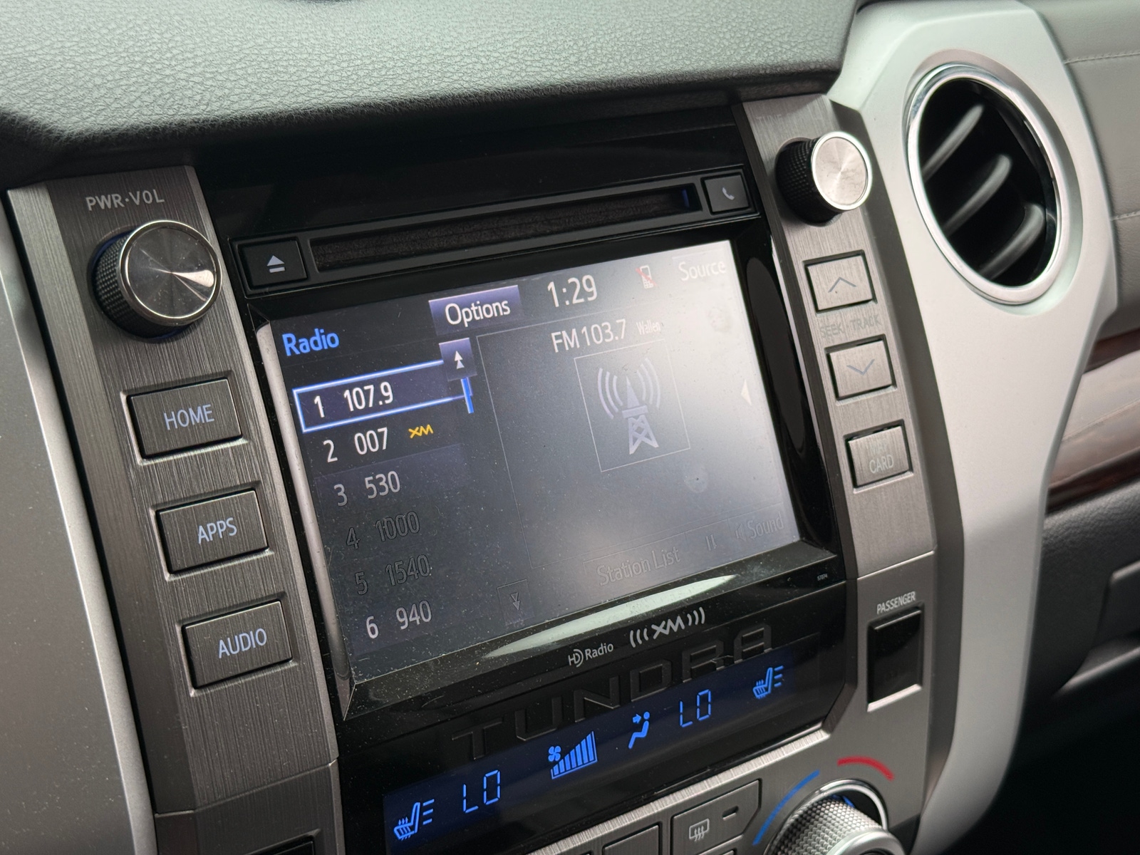 Thumbnail: 2014 Toyota Tundra - 3