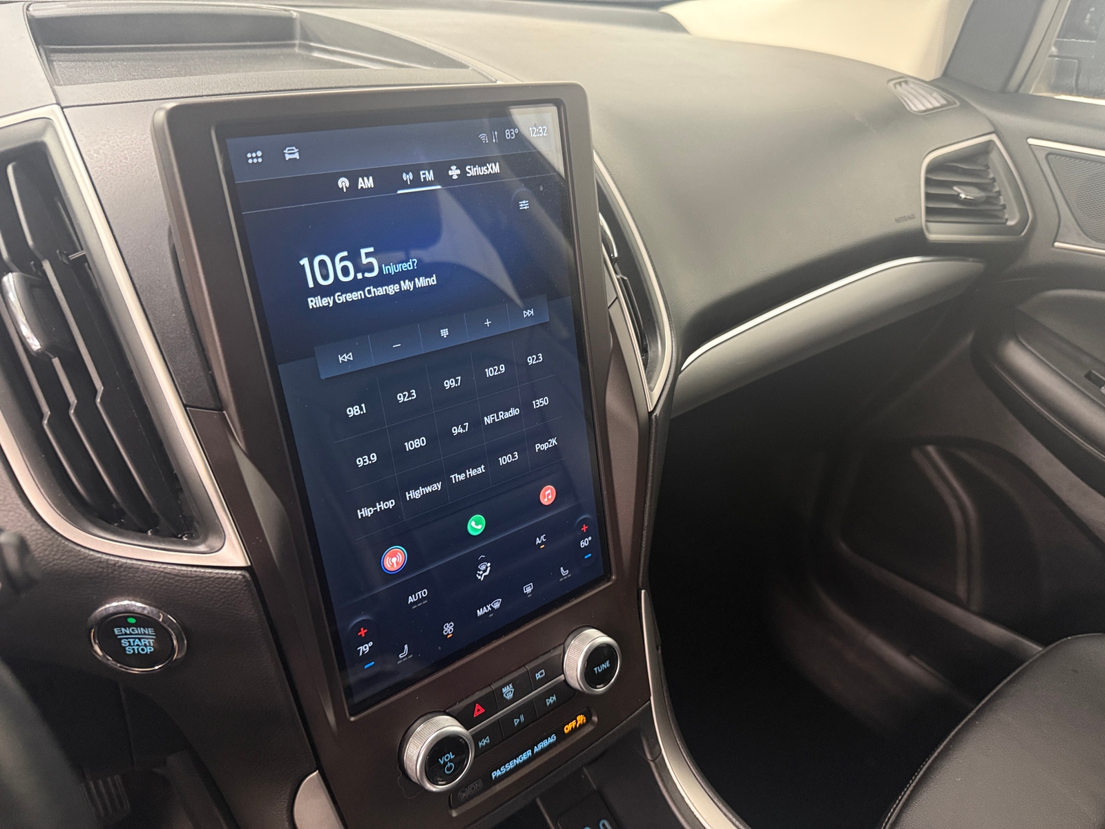 Thumbnail: 2021 Ford Edge - 3