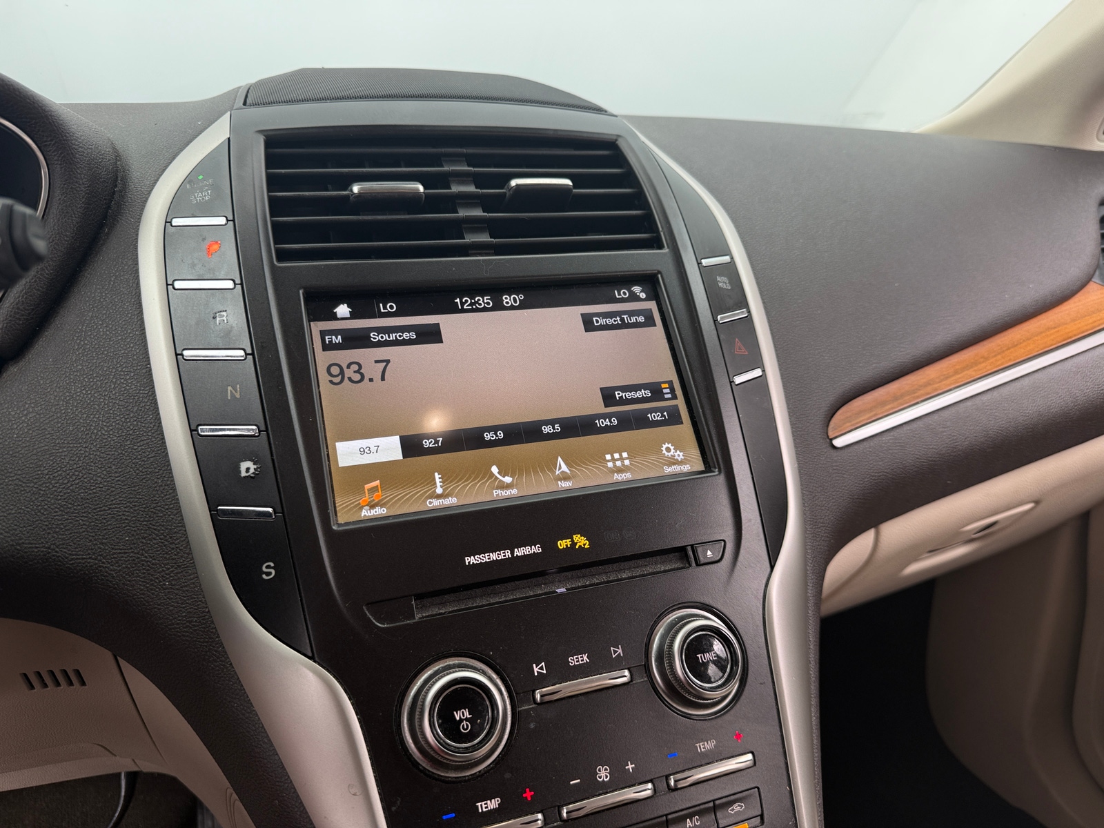 Thumbnail: 2019 Lincoln MKC - 3