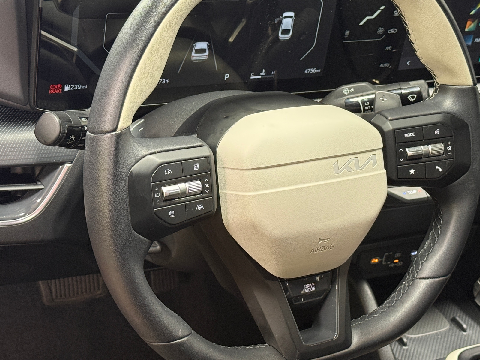Thumbnail: 2025 Kia K4 - 4