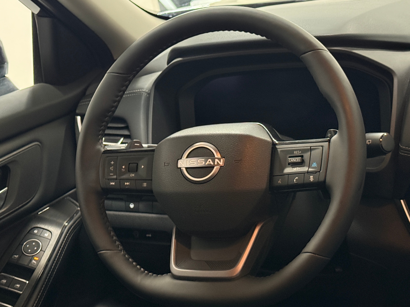 Thumbnail: 2025 Nissan Rogue - 4