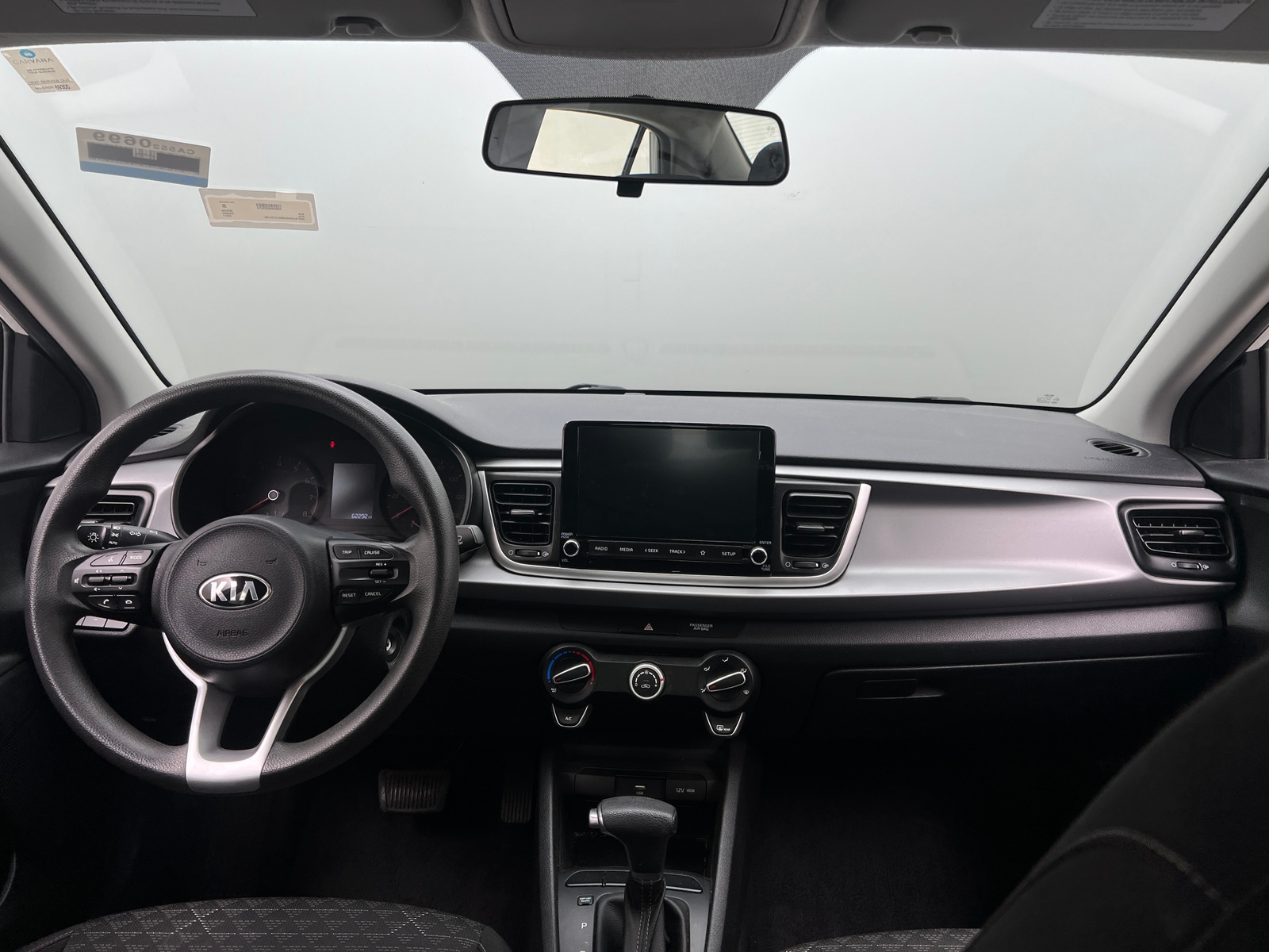 Thumbnail: 2021 Kia Rio - 3