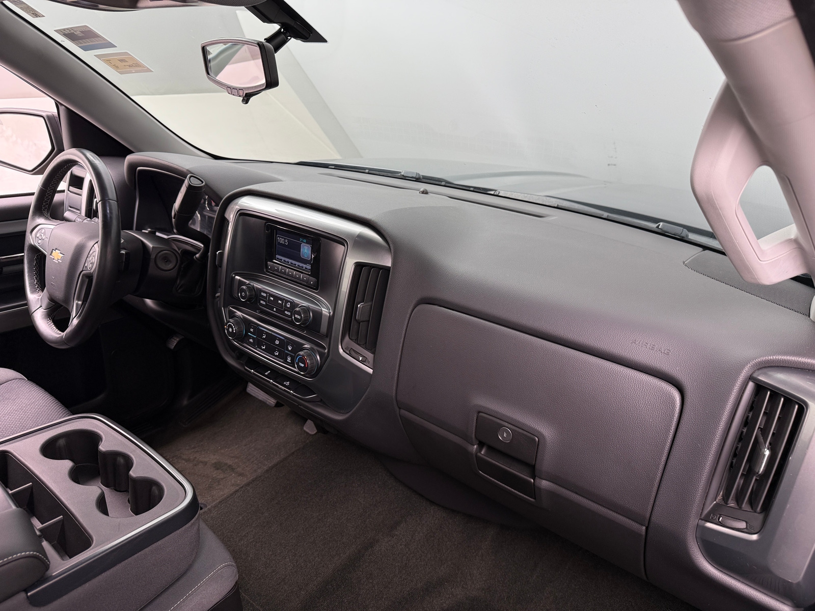 Thumbnail: 2015 Chevrolet Silverado 1500 - 3