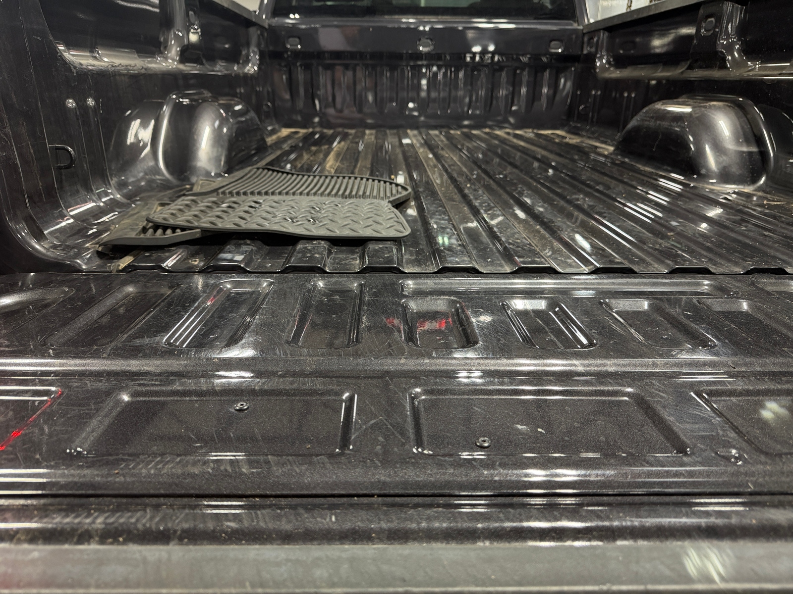 Thumbnail: 2015 Chevrolet Silverado 1500 - 6