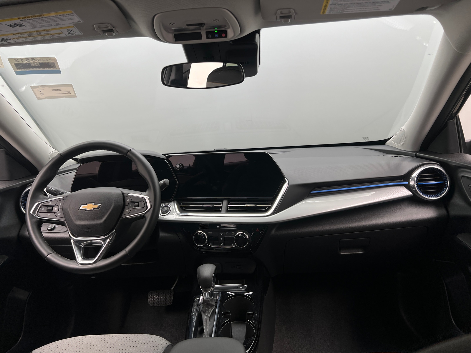 Thumbnail: 2025 Chevrolet Trax - 3
