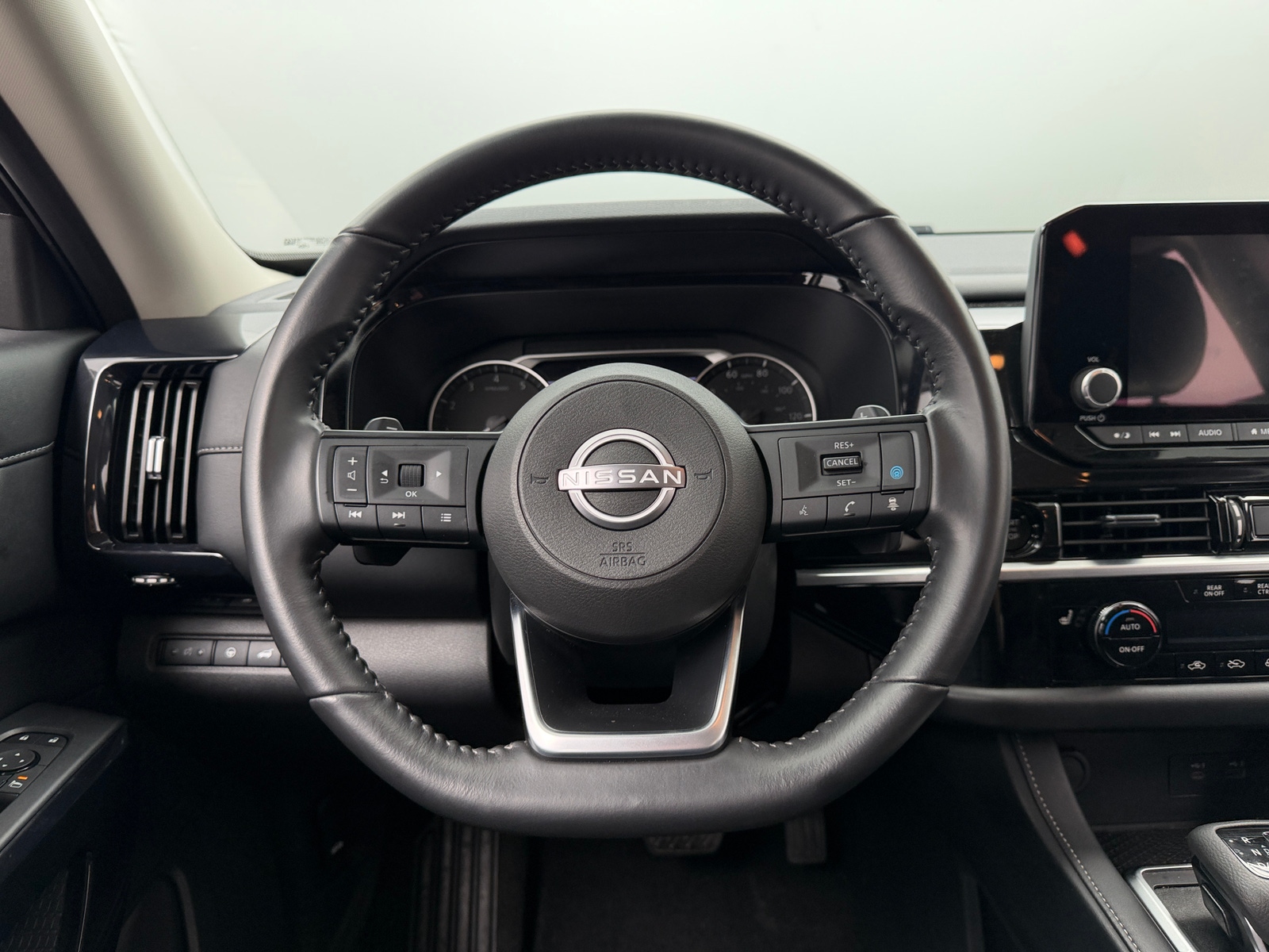 Thumbnail: 2025 Nissan Pathfinder - 5