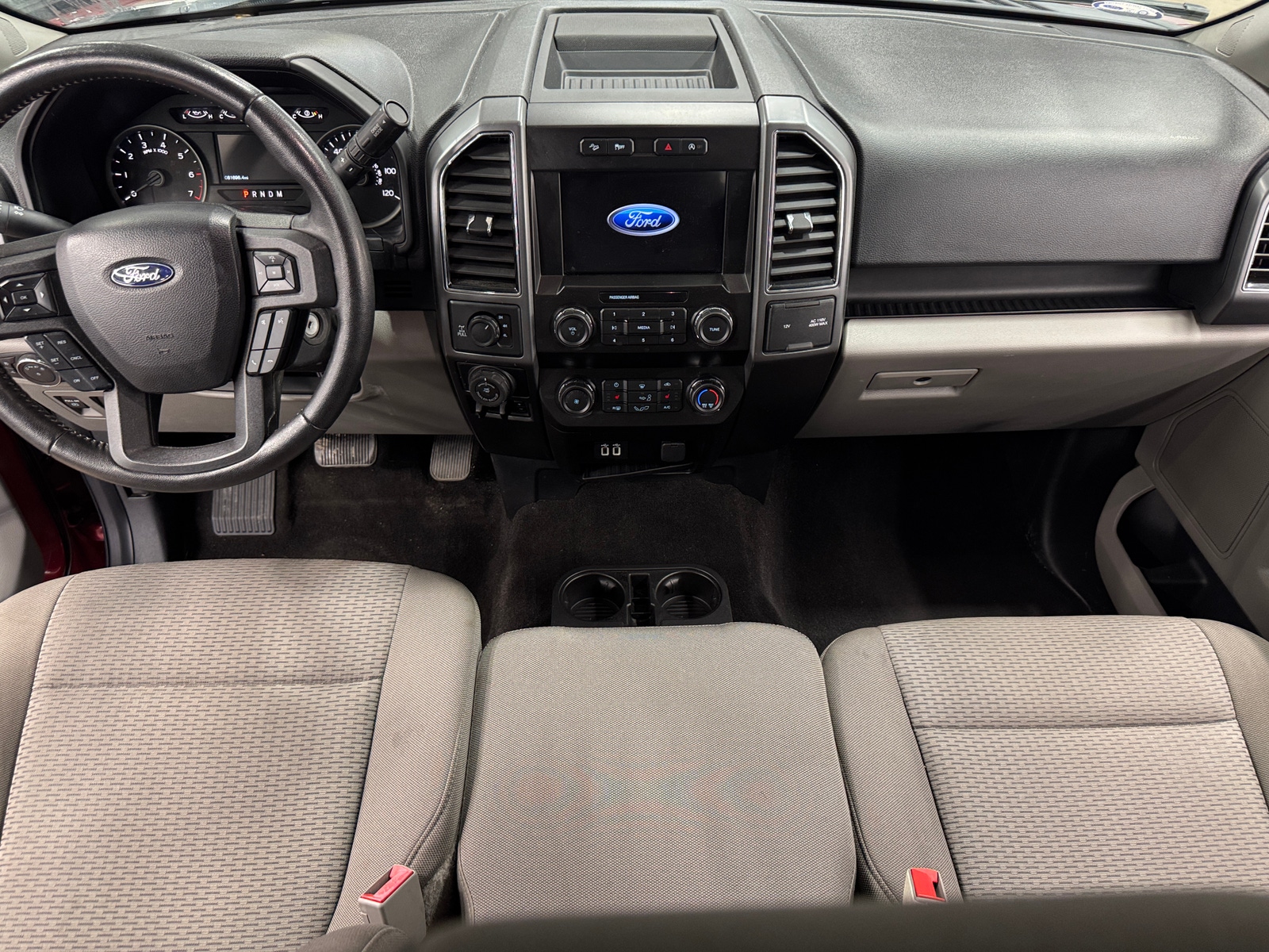 Thumbnail: 2019 Ford Econoline - 3