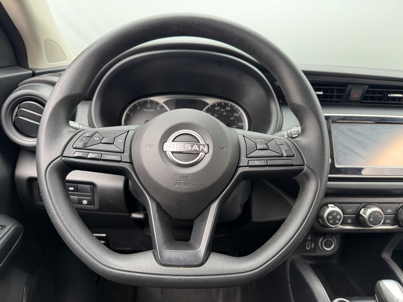 Thumbnail: 2024 Nissan Kicks - 5