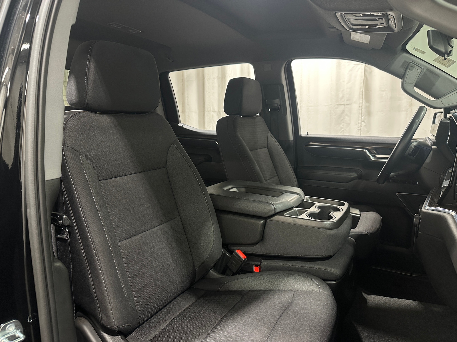 Thumbnail: 2023 Chevrolet Silverado 1500 - 2