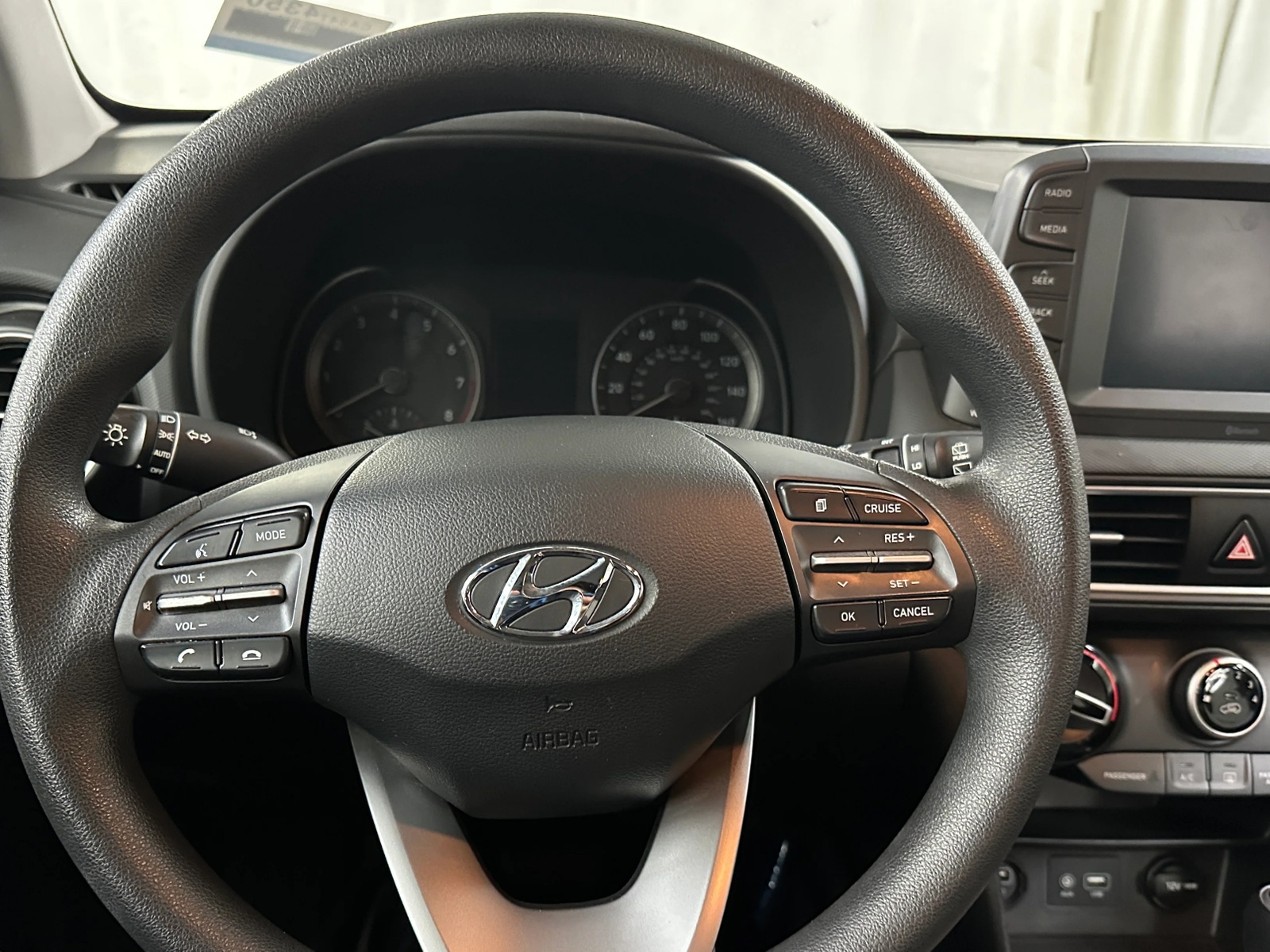 Thumbnail: 2020 Hyundai Kona - 5