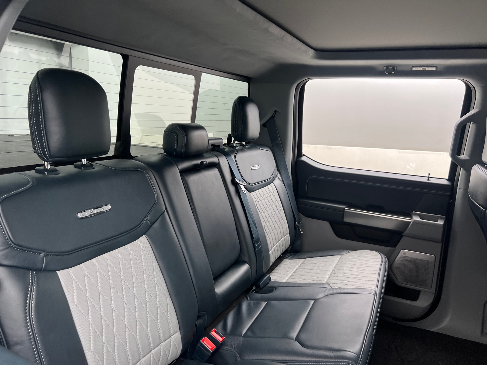 Thumbnail: 2021 Ford Econoline - 5