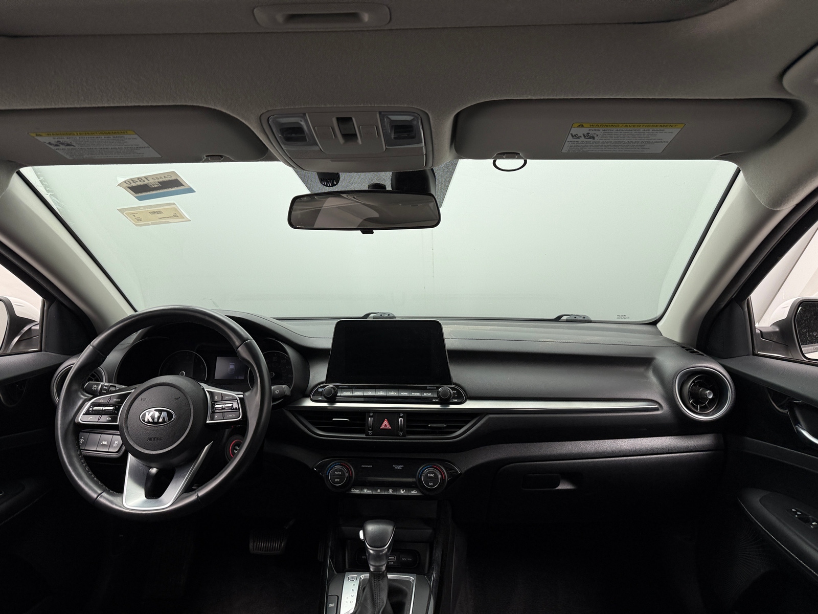 Thumbnail: 2019 Kia Forte - 3