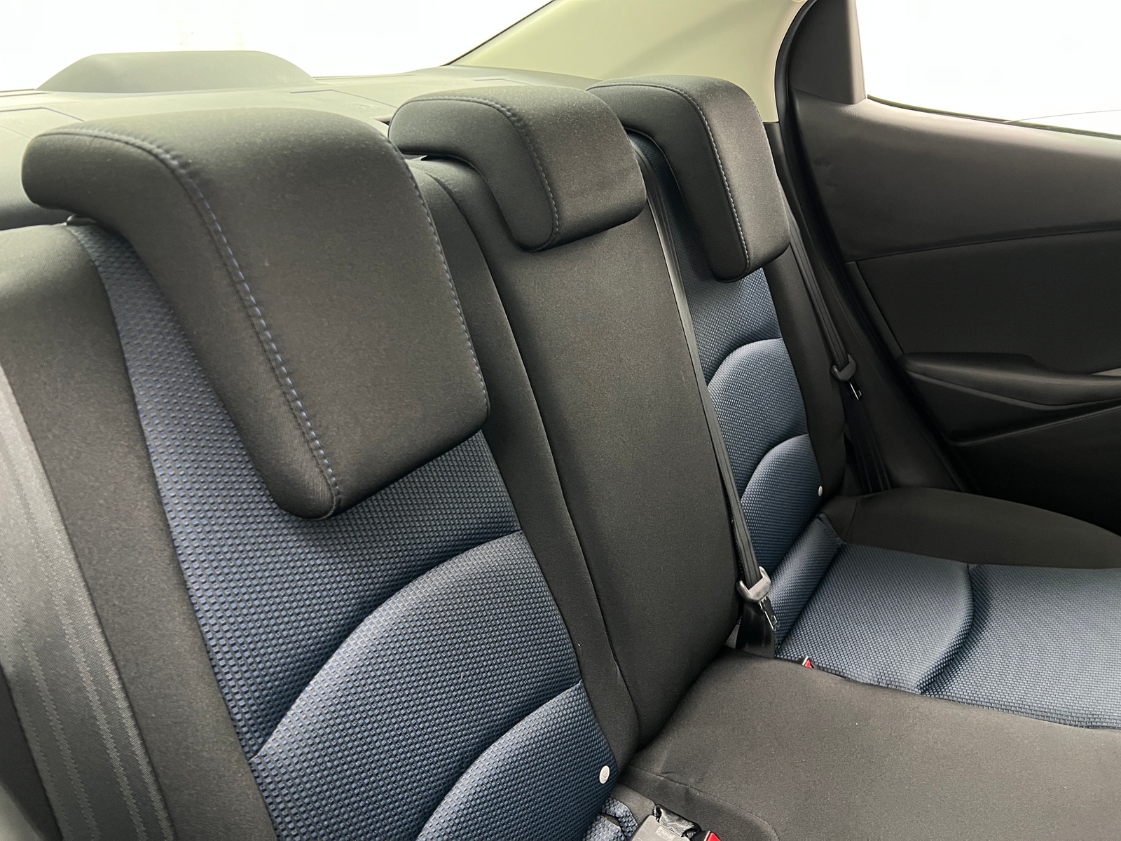 Thumbnail: 2018 Toyota Yaris iA - 6