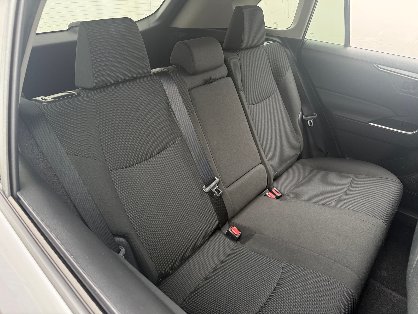 Thumbnail: 2021 Toyota RAV4 - 6