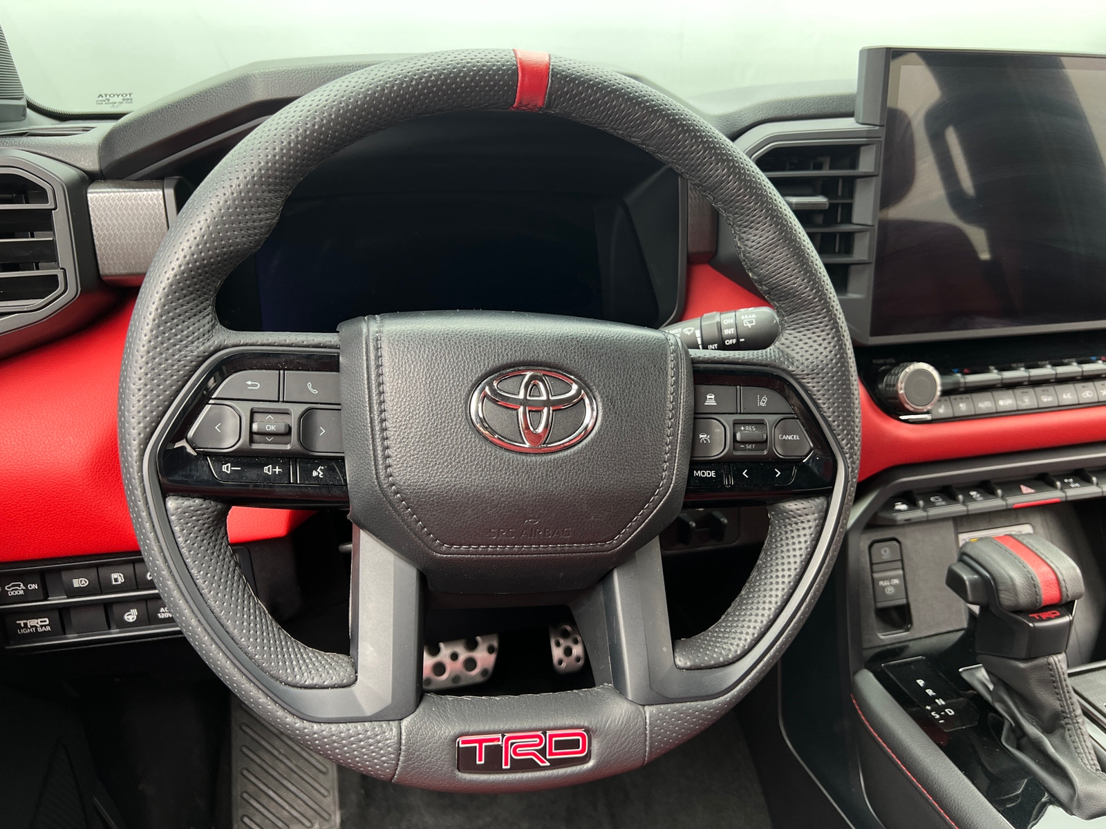 Thumbnail: 2024 Toyota Sequoia - 4