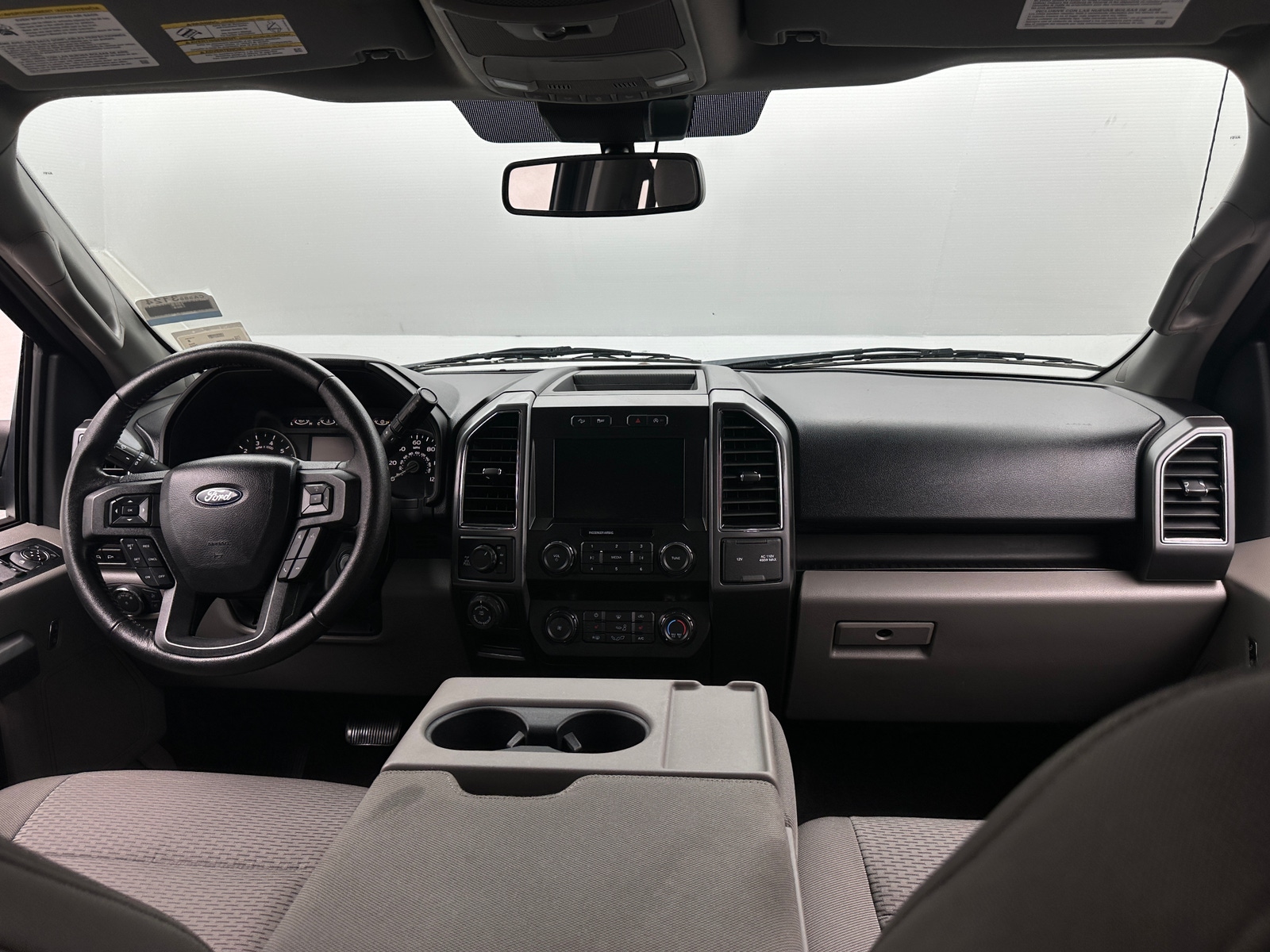 Thumbnail: 2019 Ford Econoline - 3