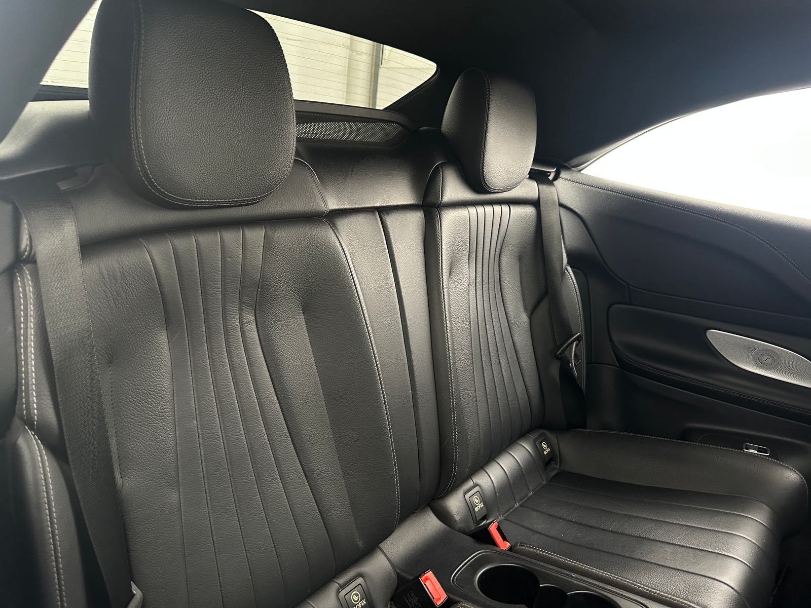 Thumbnail: 2020 Mercedes-Benz E-Class - 4