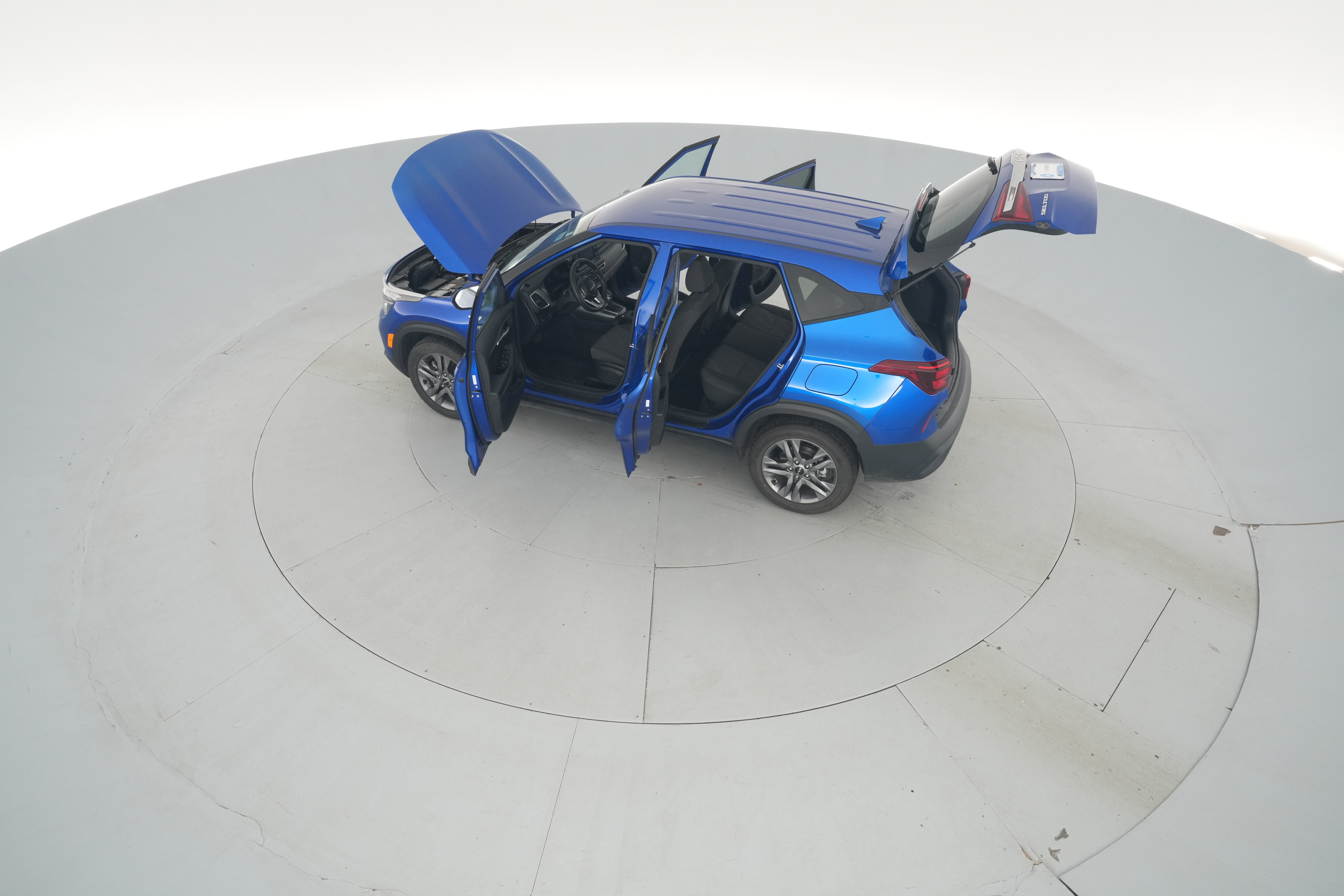 2023 Kia Seltos LX - Photo 40