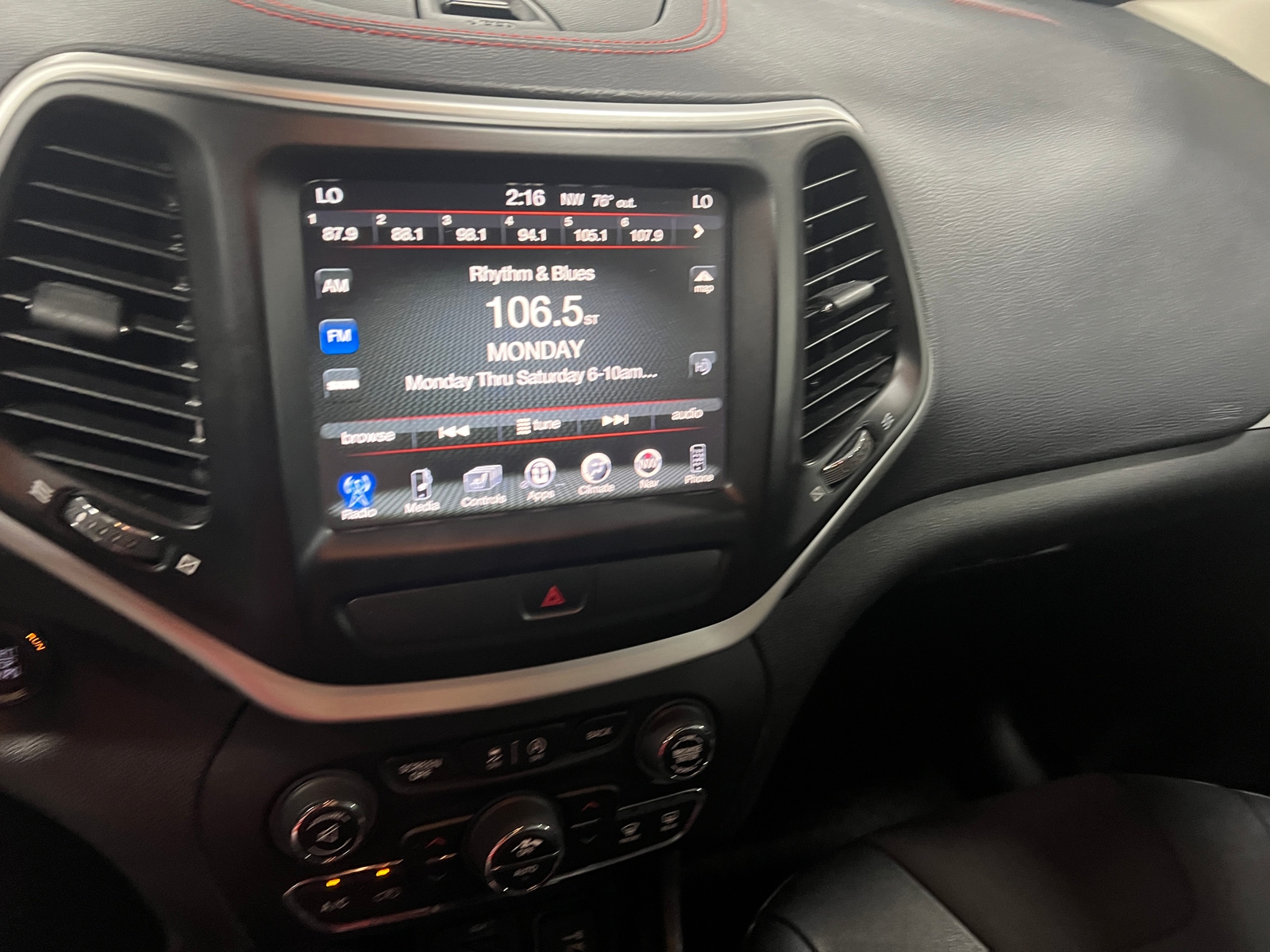 Thumbnail: 2015 Jeep Cherokee - 4