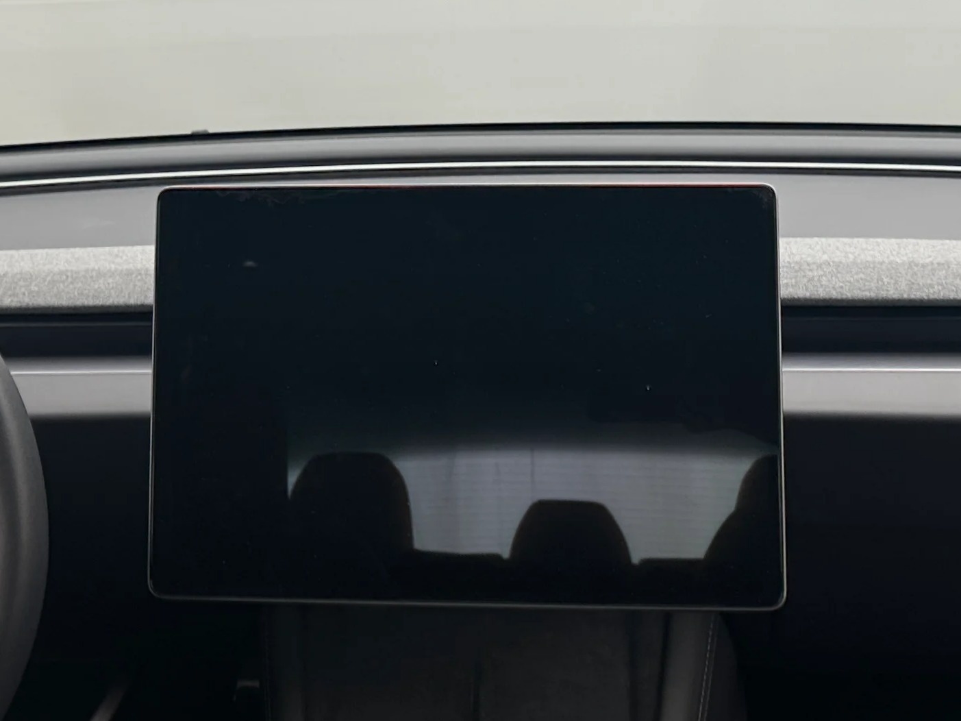 Thumbnail: 2025 Tesla Model 3 - 3