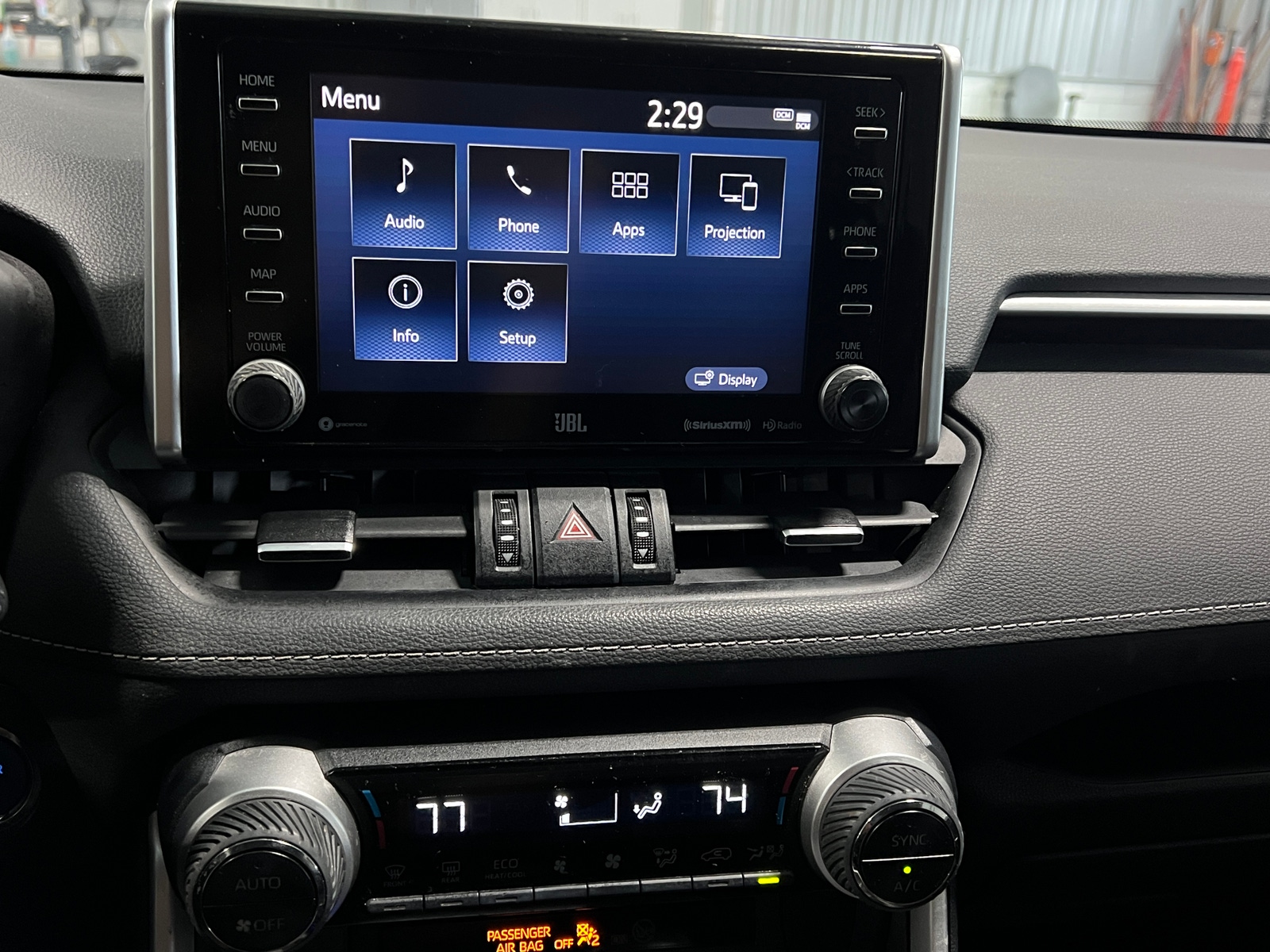 Thumbnail: 2021 Toyota RAV4 - 3