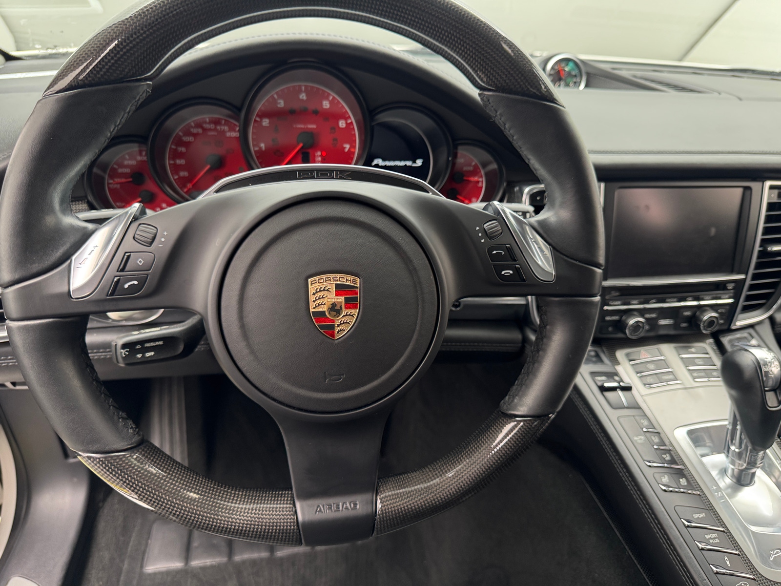 Thumbnail: 2011 Porsche Panamera - 4