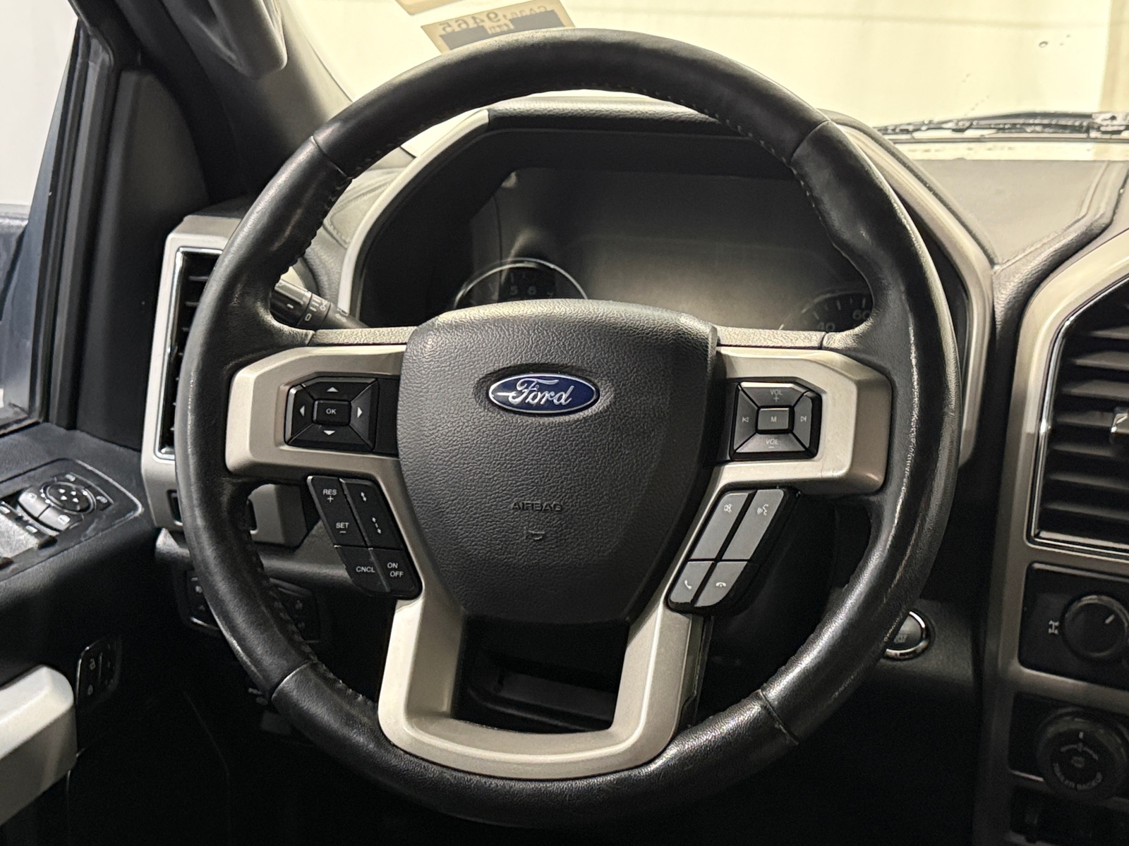 Thumbnail: 2020 Ford Econoline - 4