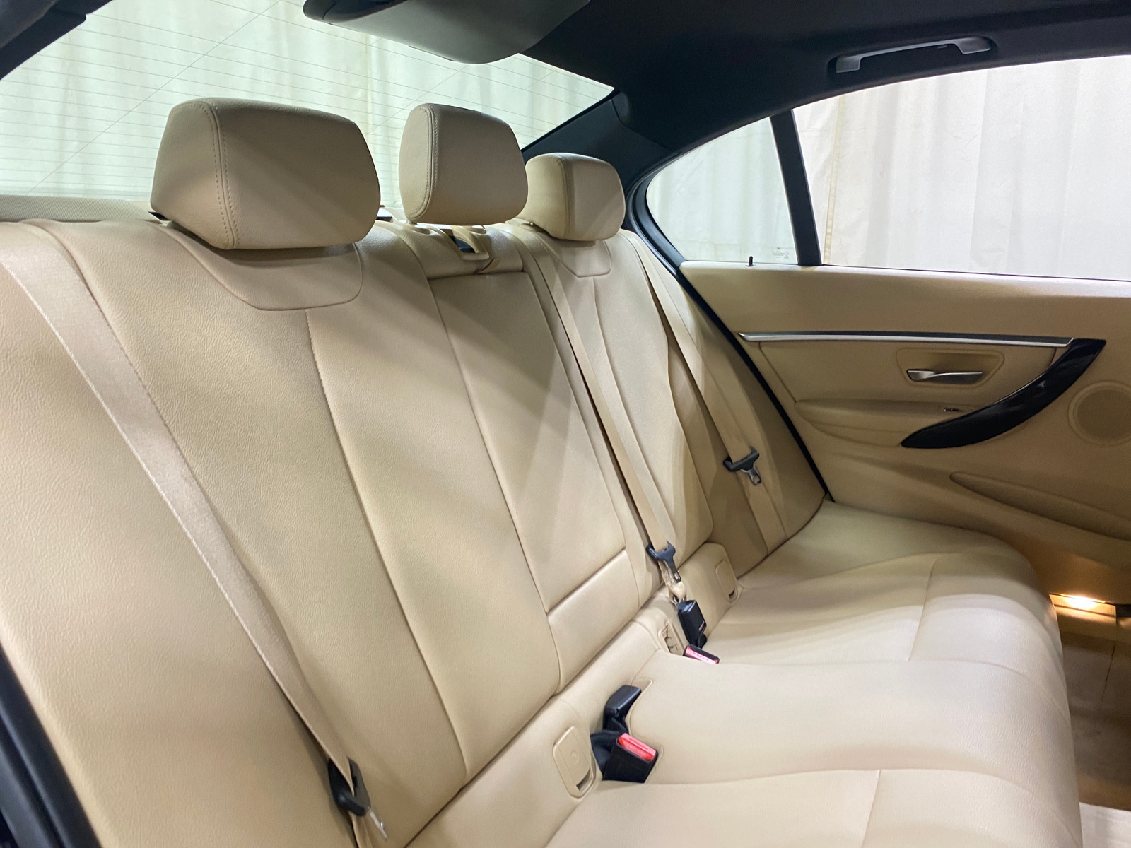 Thumbnail: 2016 BMW 3 Series - 5
