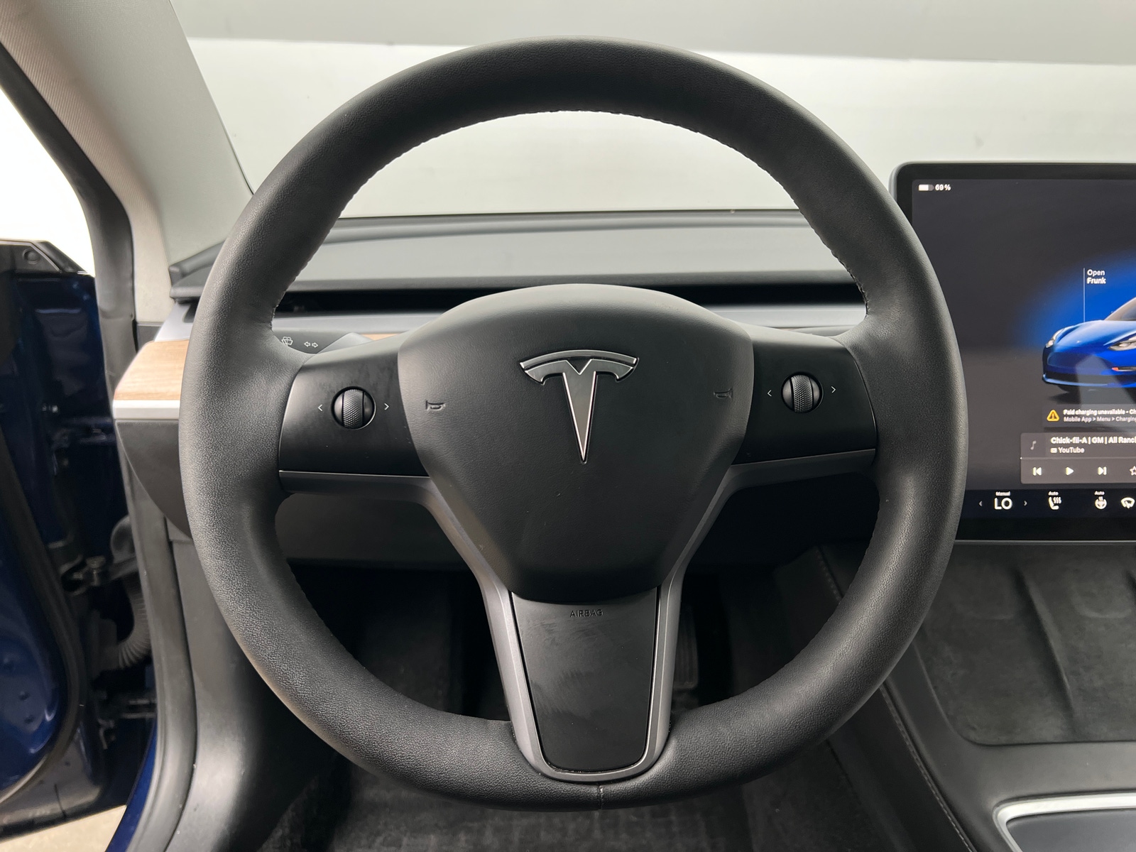 Thumbnail: 2023 Tesla Model 3 - 4