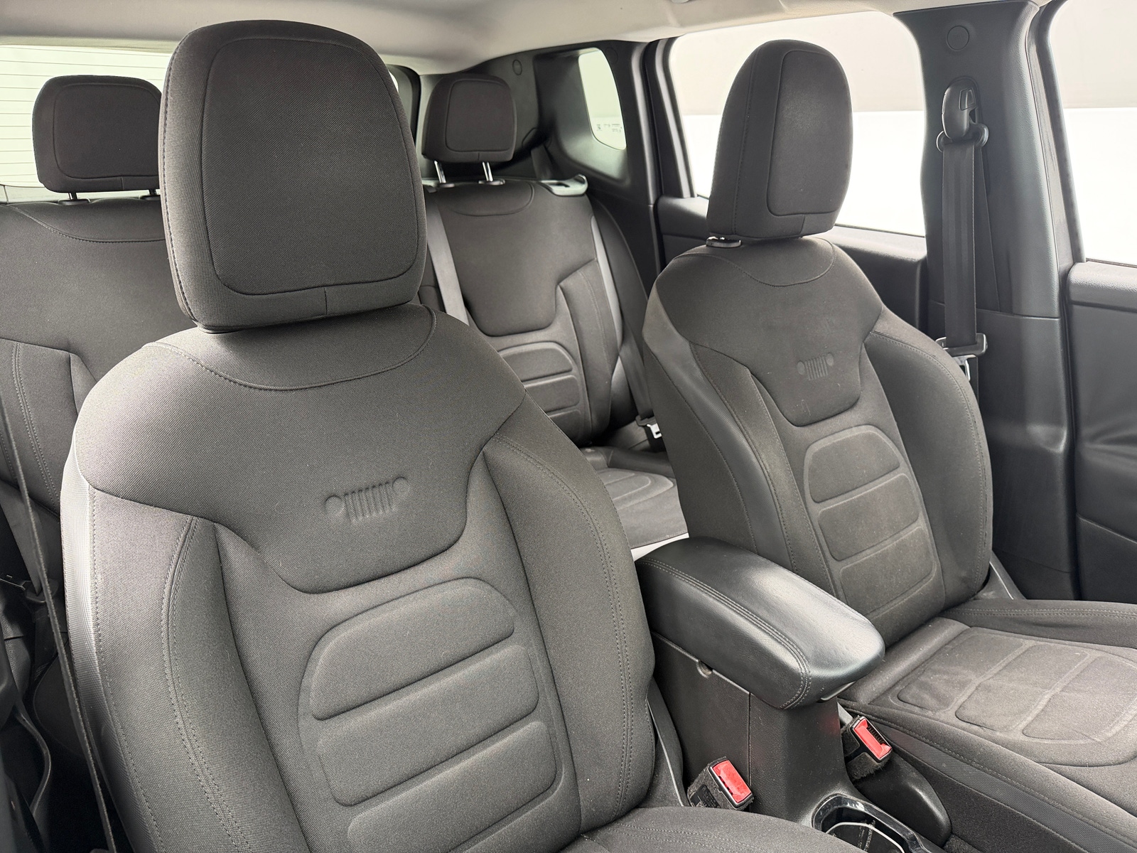 Thumbnail: 2016 Jeep Renegade - 2