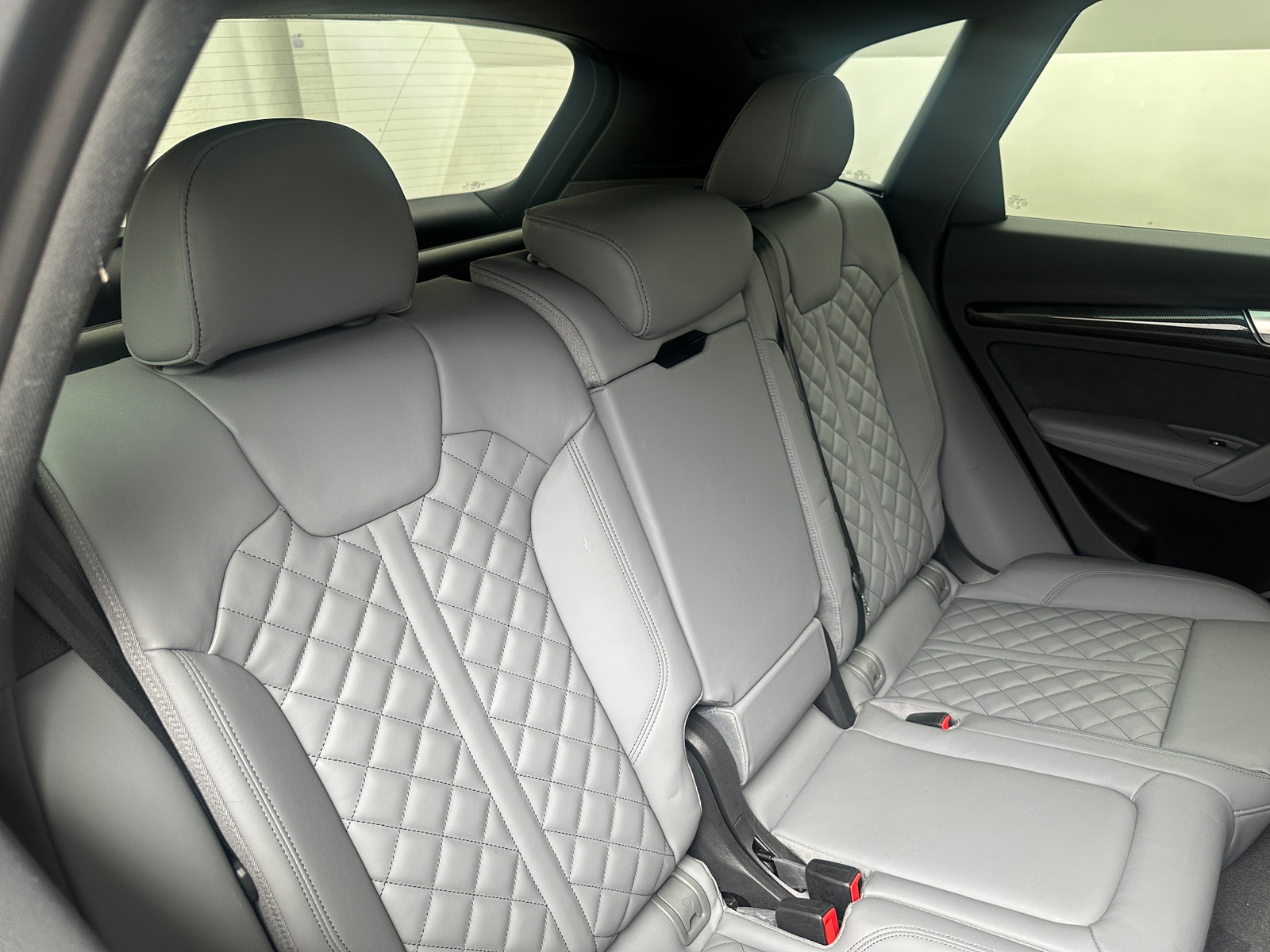 Thumbnail: 2023 Audi SQ5 - 5
