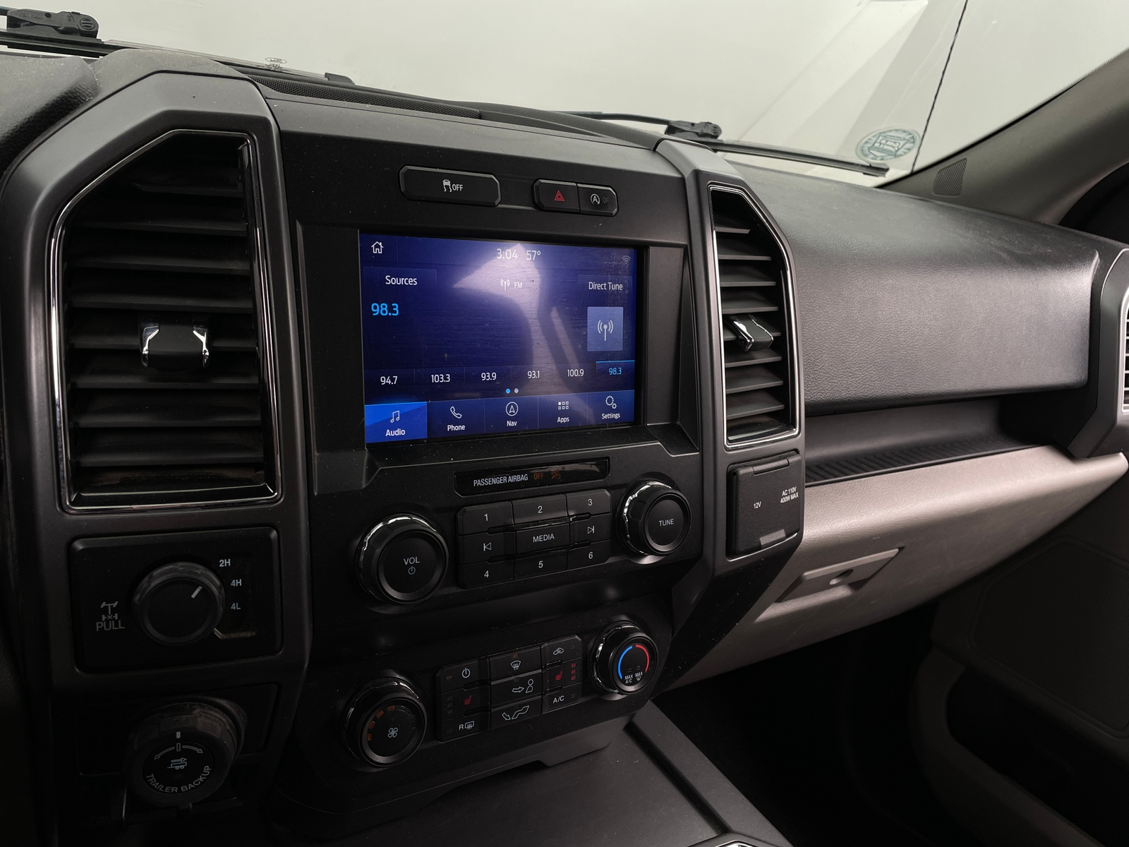 Thumbnail: 2019 Ford Econoline - 4