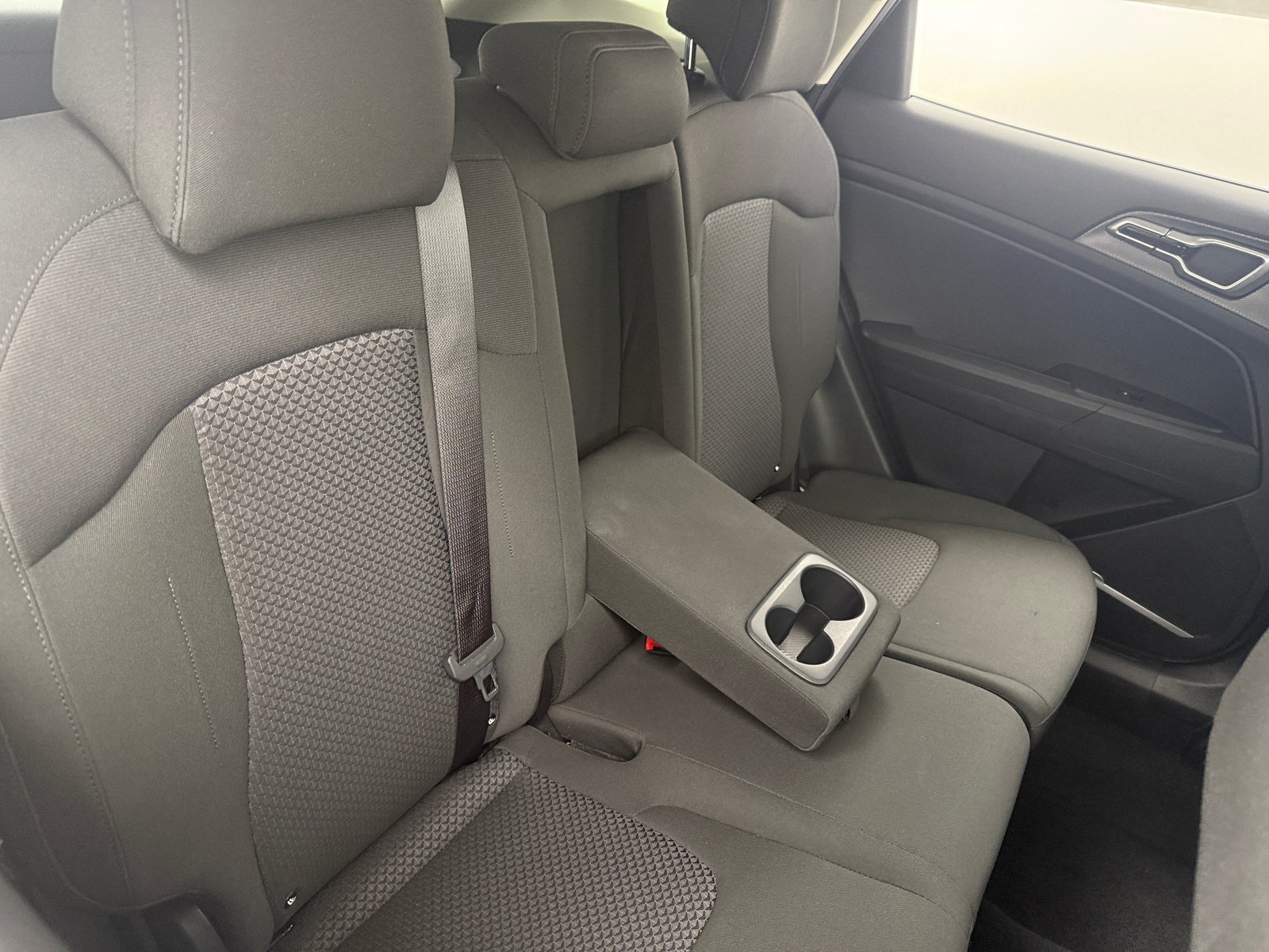 Thumbnail: 2025 Kia Sportage - 6